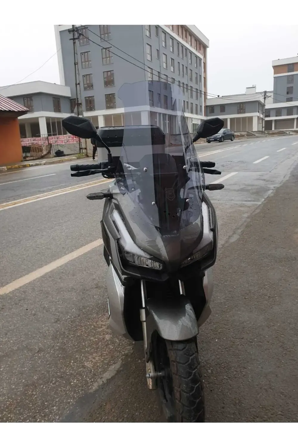 Küba Rubano 150 Ön Cam 2023-2025 Model 65cm Füme Renkli 4mm ORTA