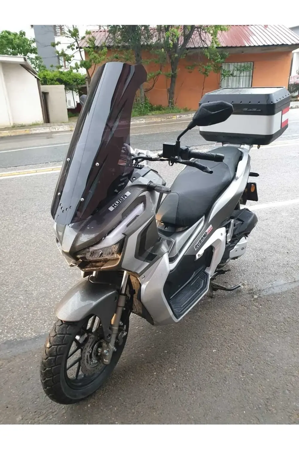 Küba Rubano 150 Ön Cam 2023-2025 Model 75cm Siyah Renkli 4mm UZUN