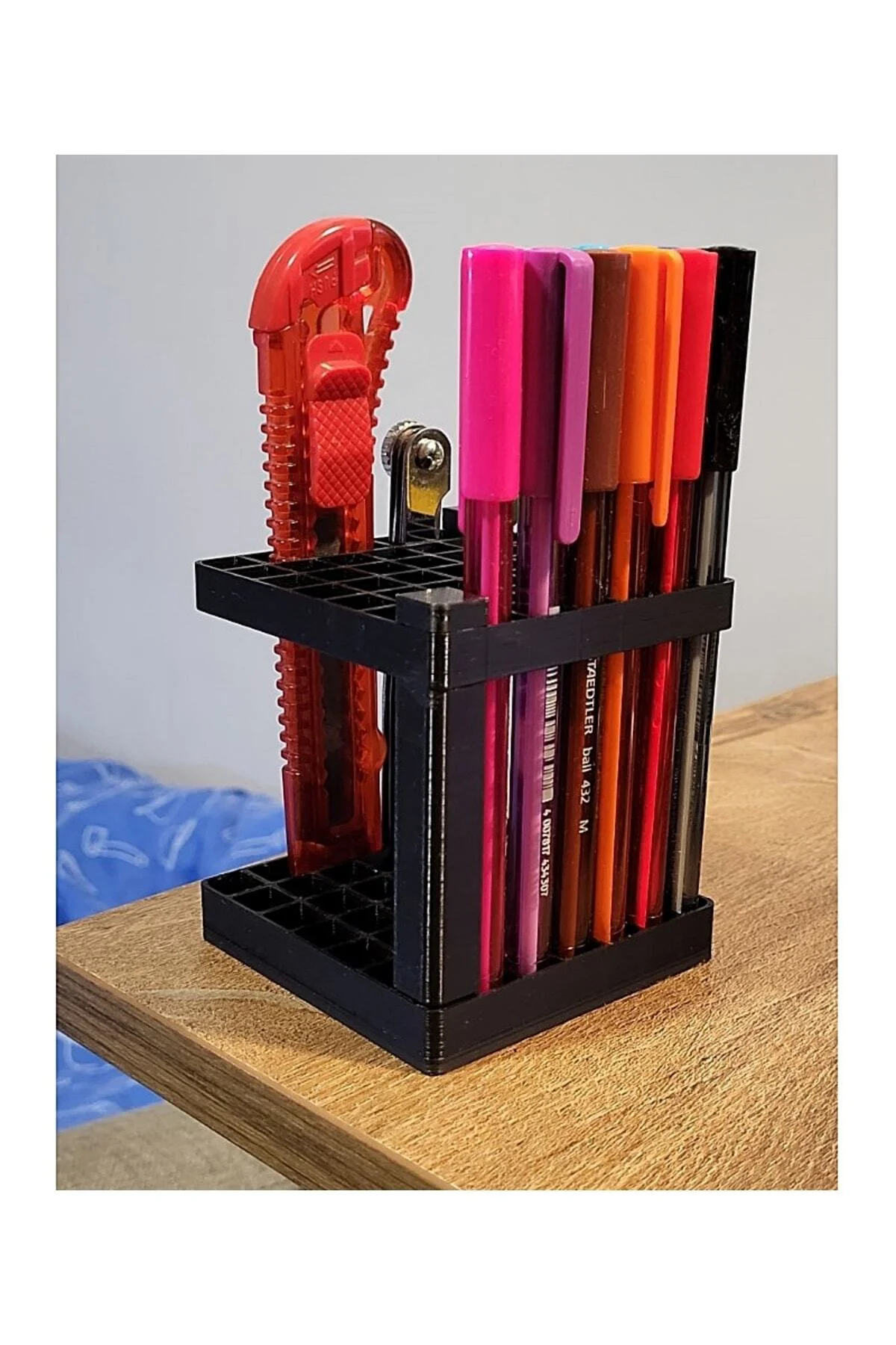 Kubik Model Fırça Ve Kalem Standı 10 Cm