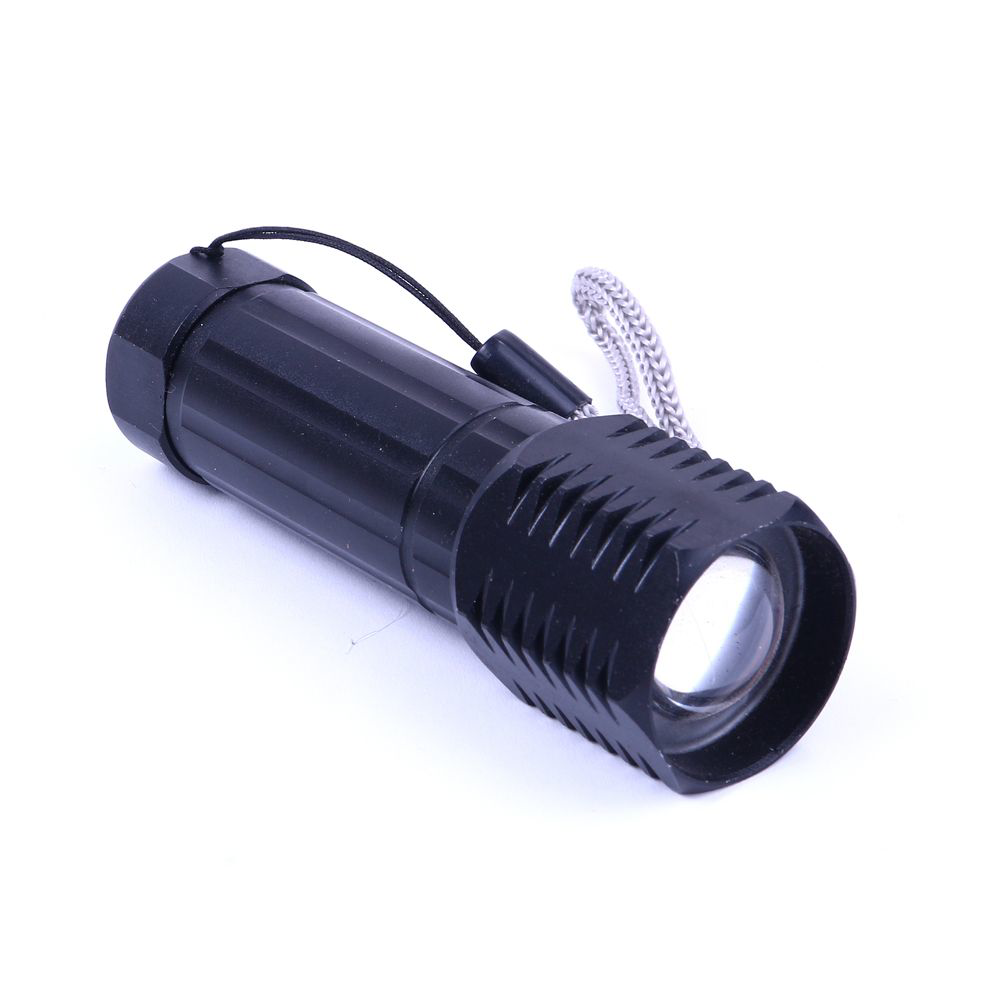 Küçük Güçlü Zoomlu El Feneri - 10 cm Alüminyum Metal Gövde, Beyaz Küçük Güçlü Zoomlu El Feneri - 10 cm Alüminyum Metal Gövde, Beyaz