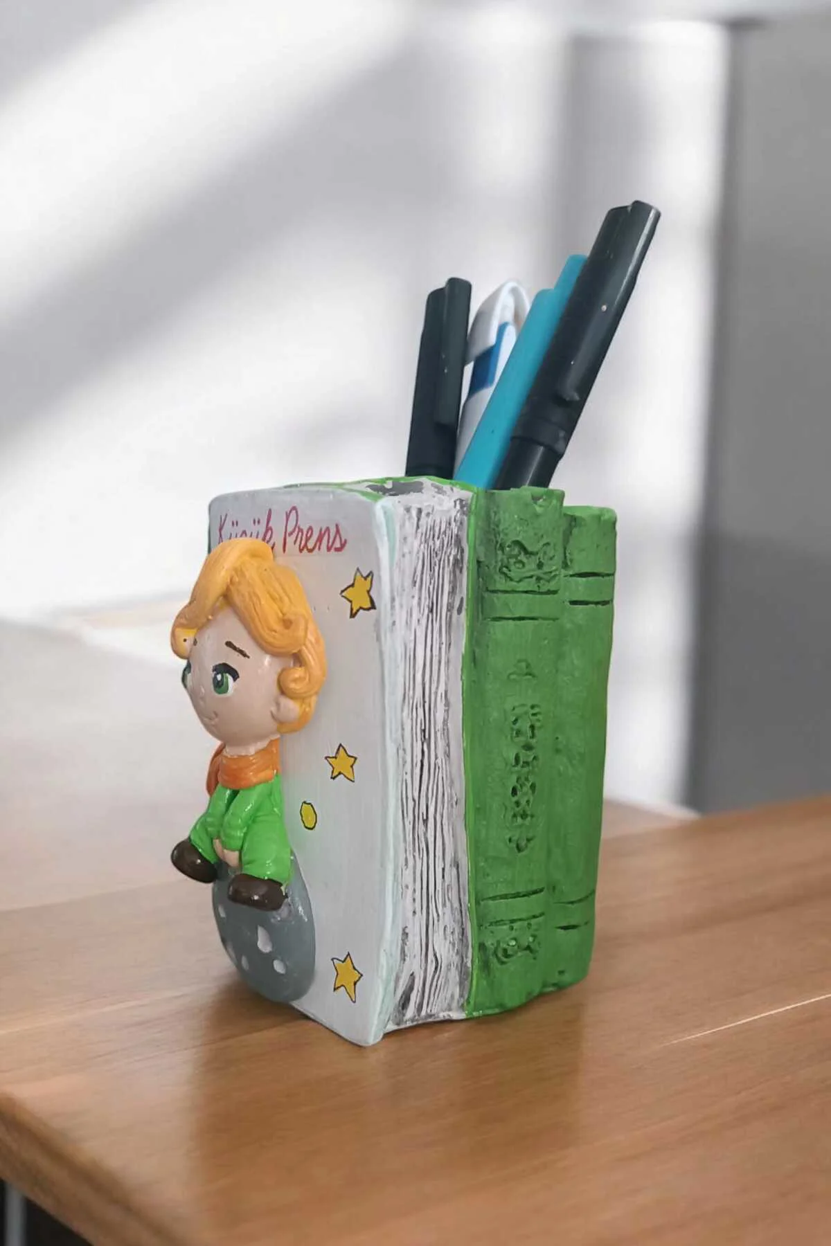 Küçük Prens Kitabı Şeklindeki Kalemlik 10x8 cm