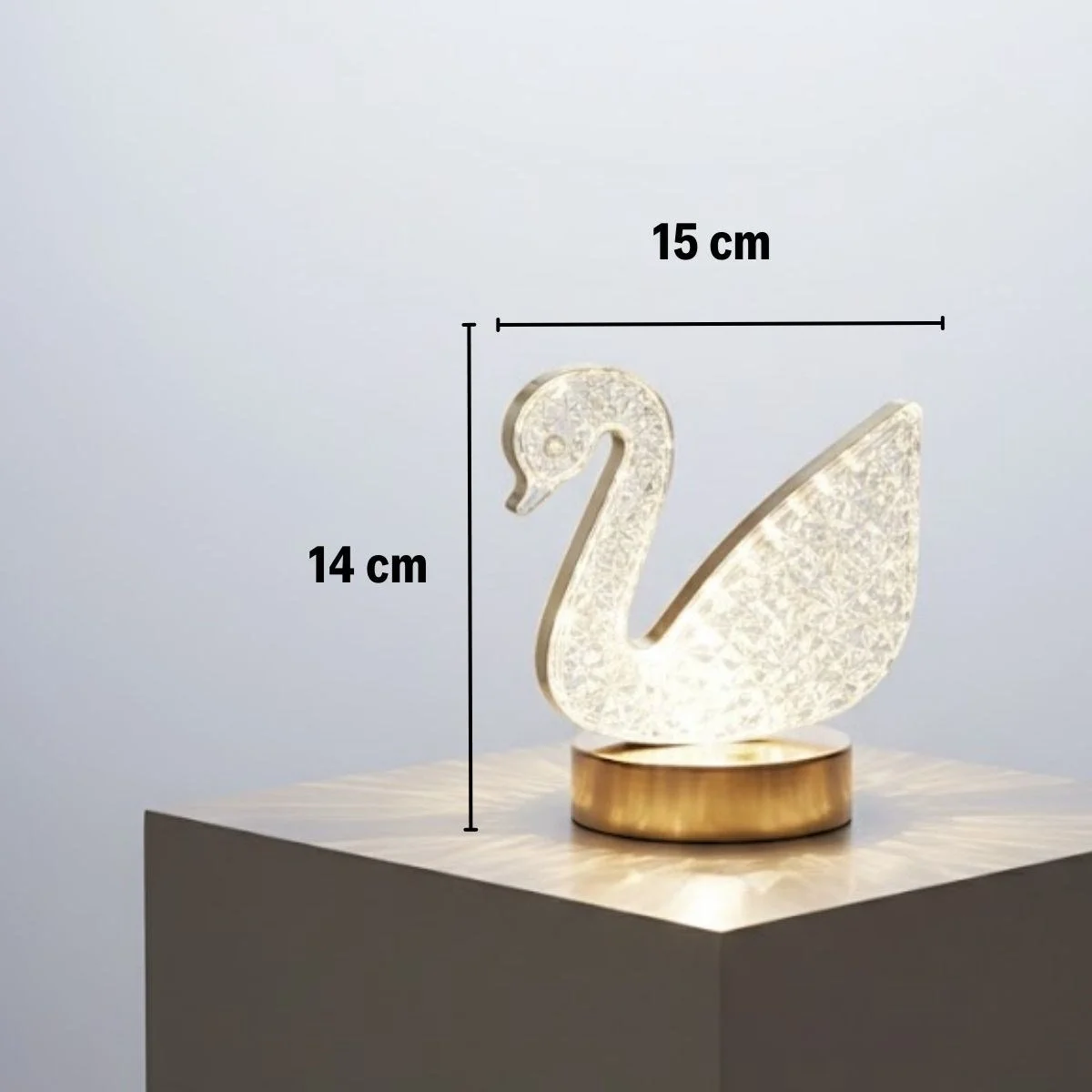 Kuğu Model Kristal Led Masa Lambası – Dokunmatik, 3 Renk Işık Modlu, Şarjlı Mini Dekoratif Gece Lambası Bx40 Fiyatı, Yorumları ve Özellikleri