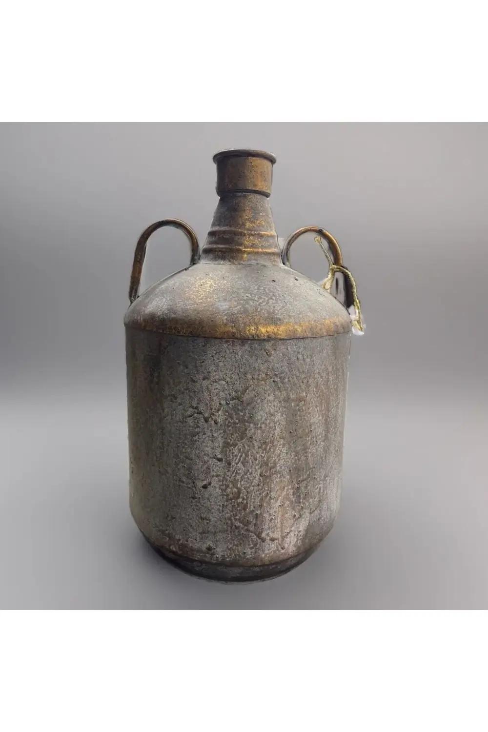 Kulplu Metal Eskitme Vazo