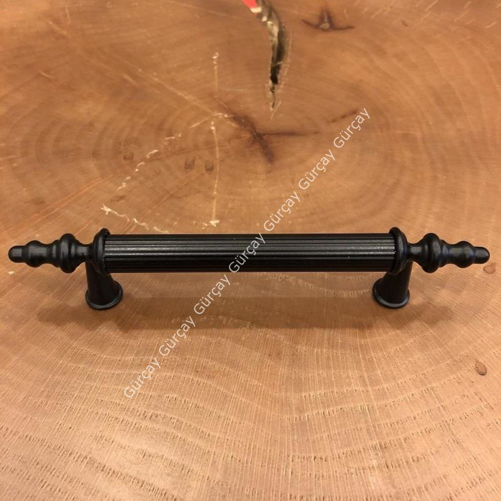 Gürçay Hırdavat Kumru Çubuk Kulp Siyah 320Mm - 2Adet Gürçay Hırdavat Kumru Çubuk Kulp Siyah 320Mm - 2Adet