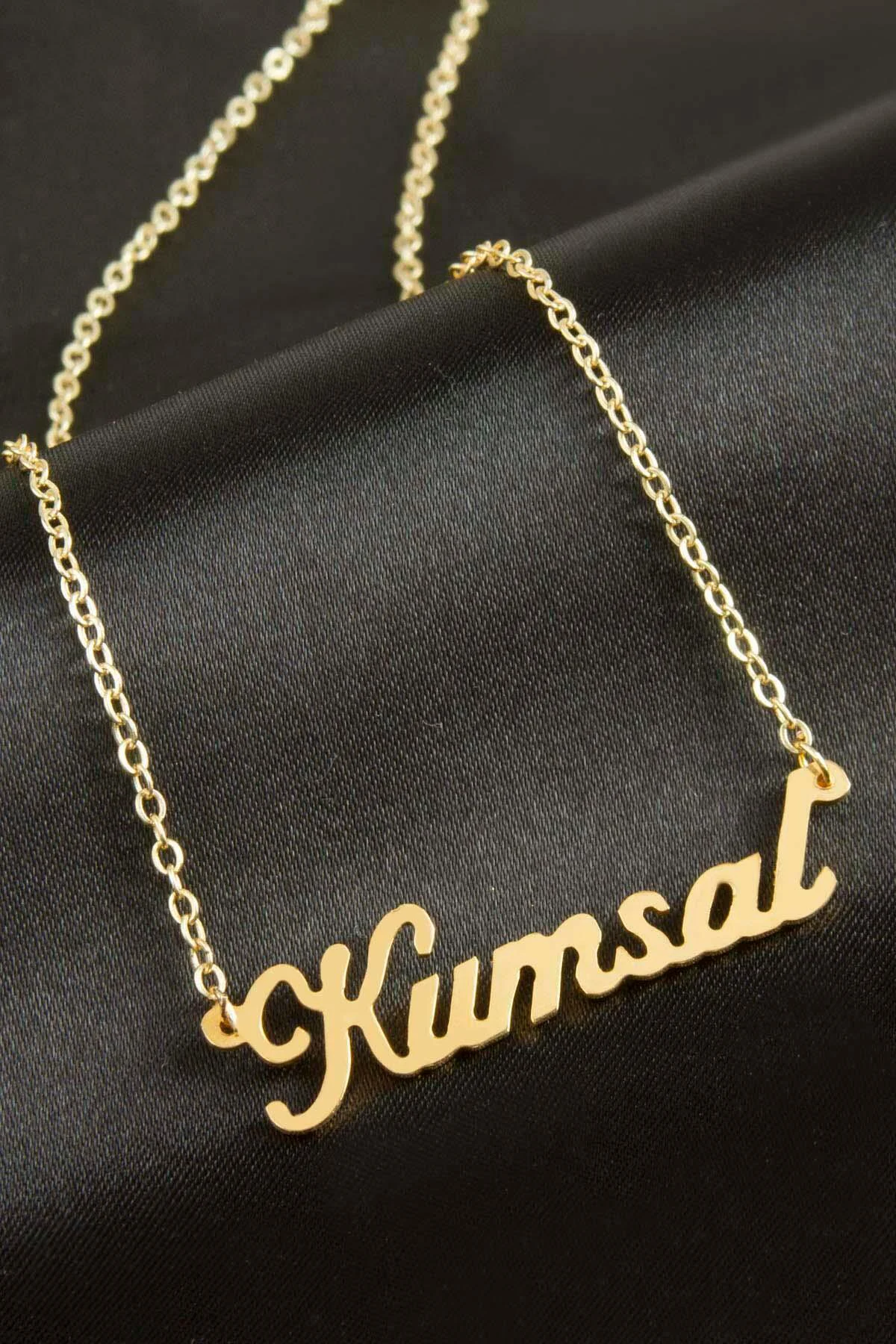 Kumsal İsimli Kolye (Kişiye Özel)
