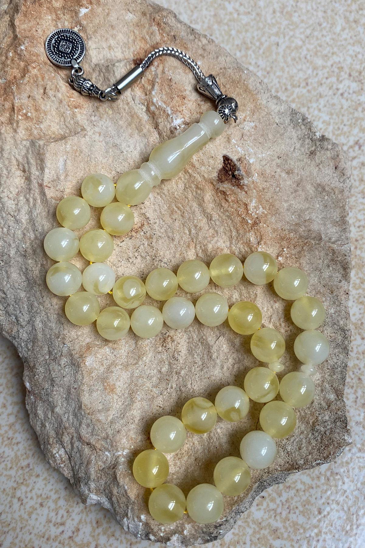 Küre Kesim  Beyrut Sıkma Tesbih Püsküllü