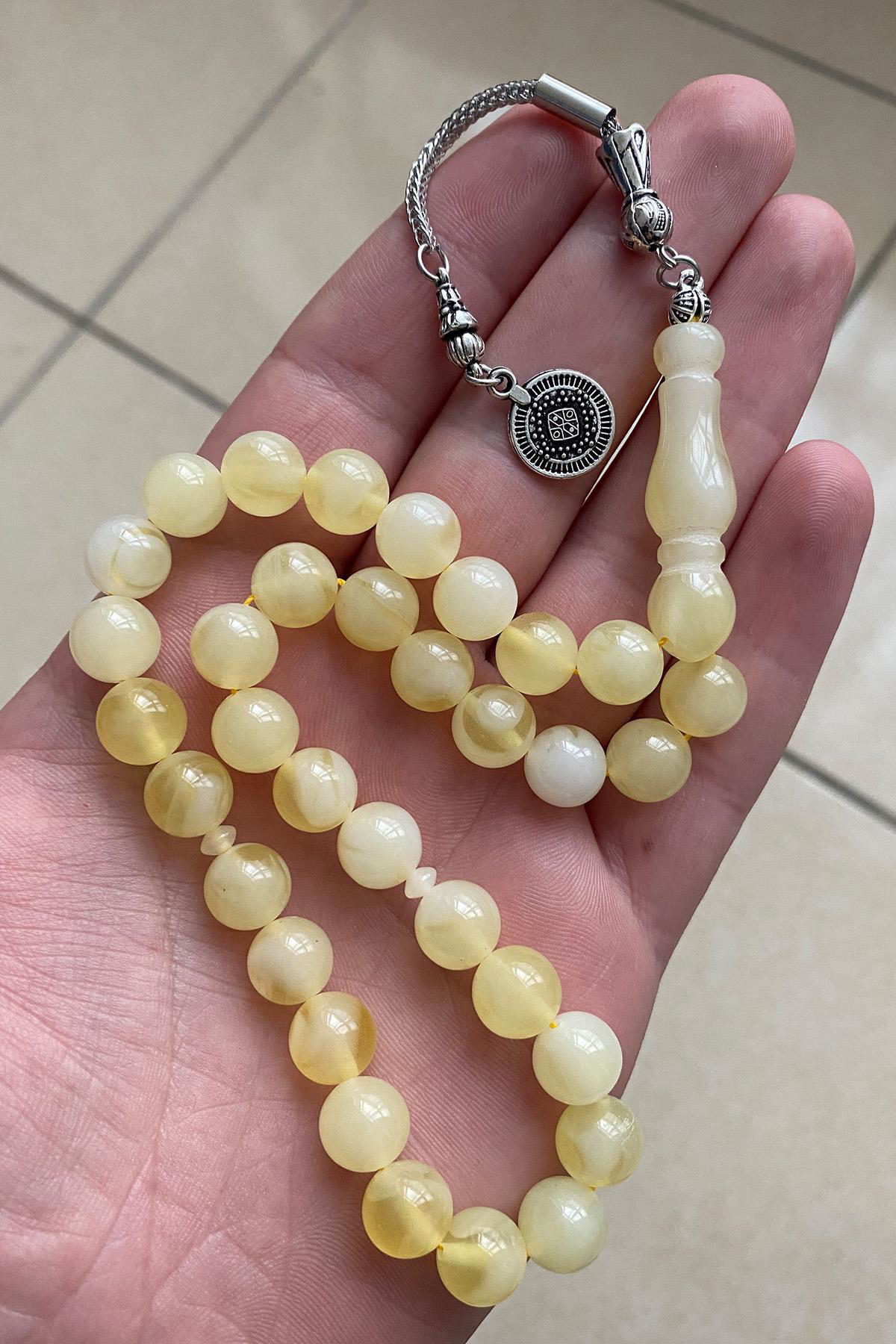 Küre Kesim  Beyrut Sıkma Tesbih Püsküllü