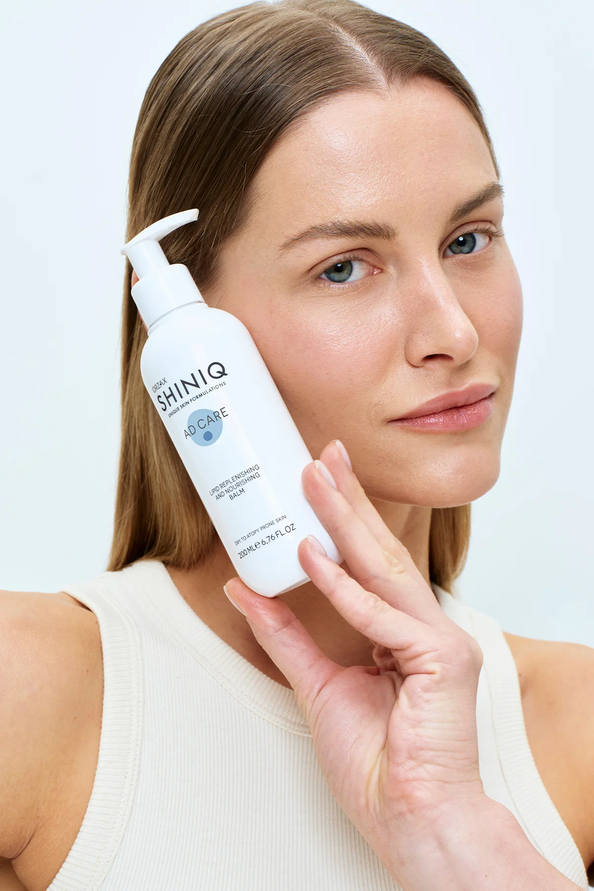 KURU, ÇOK KURU VE ATOPİYE EĞİLİMLİ CİLTLER İÇİN NEMLENDİRİCİ BALSAM 200 ML