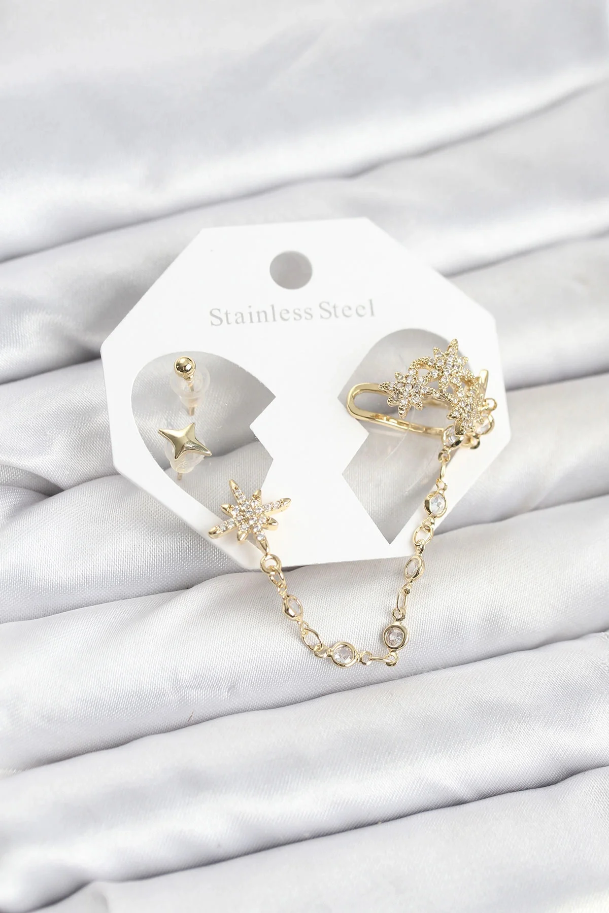 Kutup Yıldızı Model Pirinç Gold Renk Zincir Bağlantılı Ear Cuff K