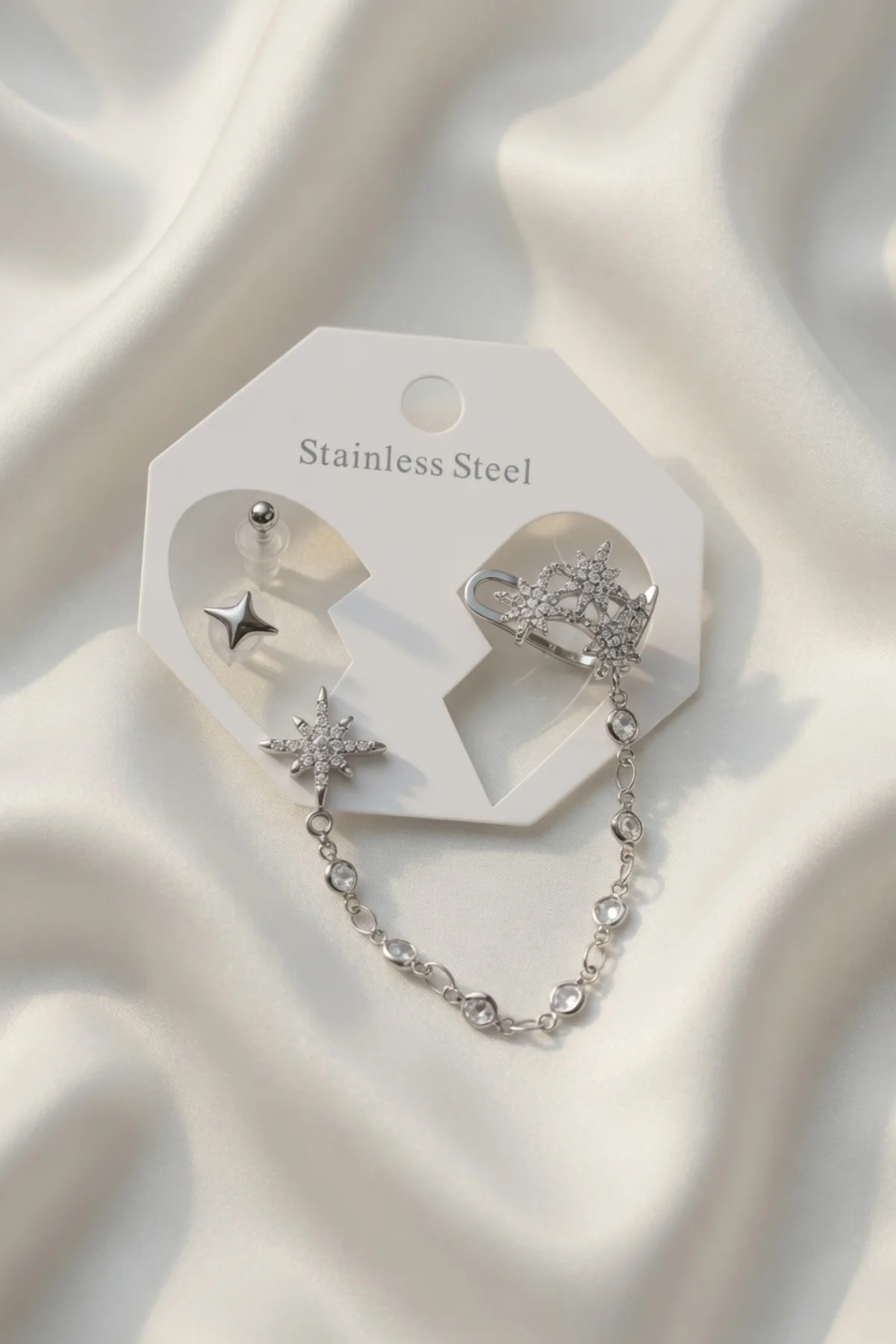 Kutup Yıldızı Model Pirinç Gold Renk Zincir Bağlantılı Ear Cuff K