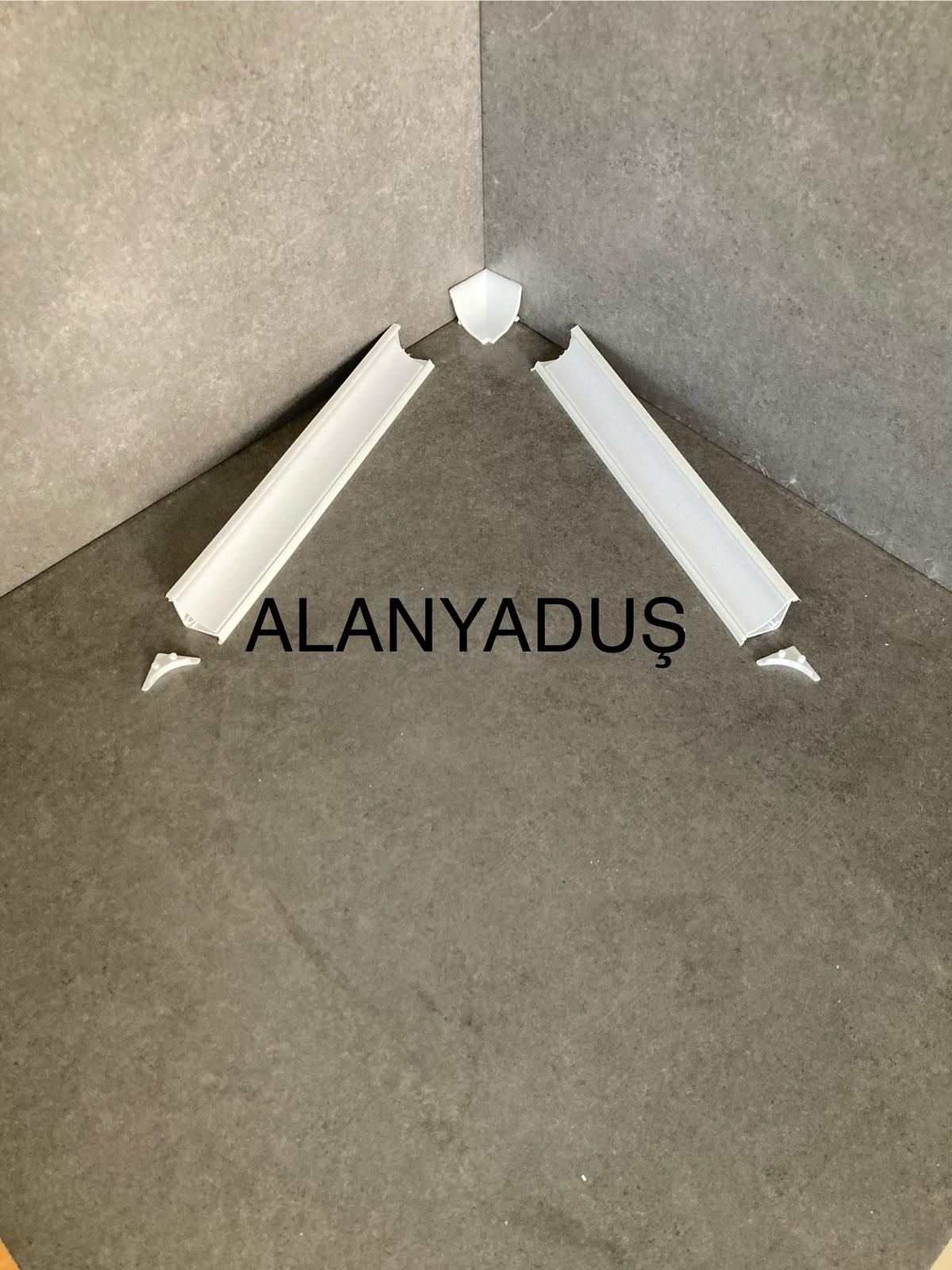 Alanyaduş Küvet Kenar Çitasi 30*30*1250Mm (Çift Parça Gövdeli)