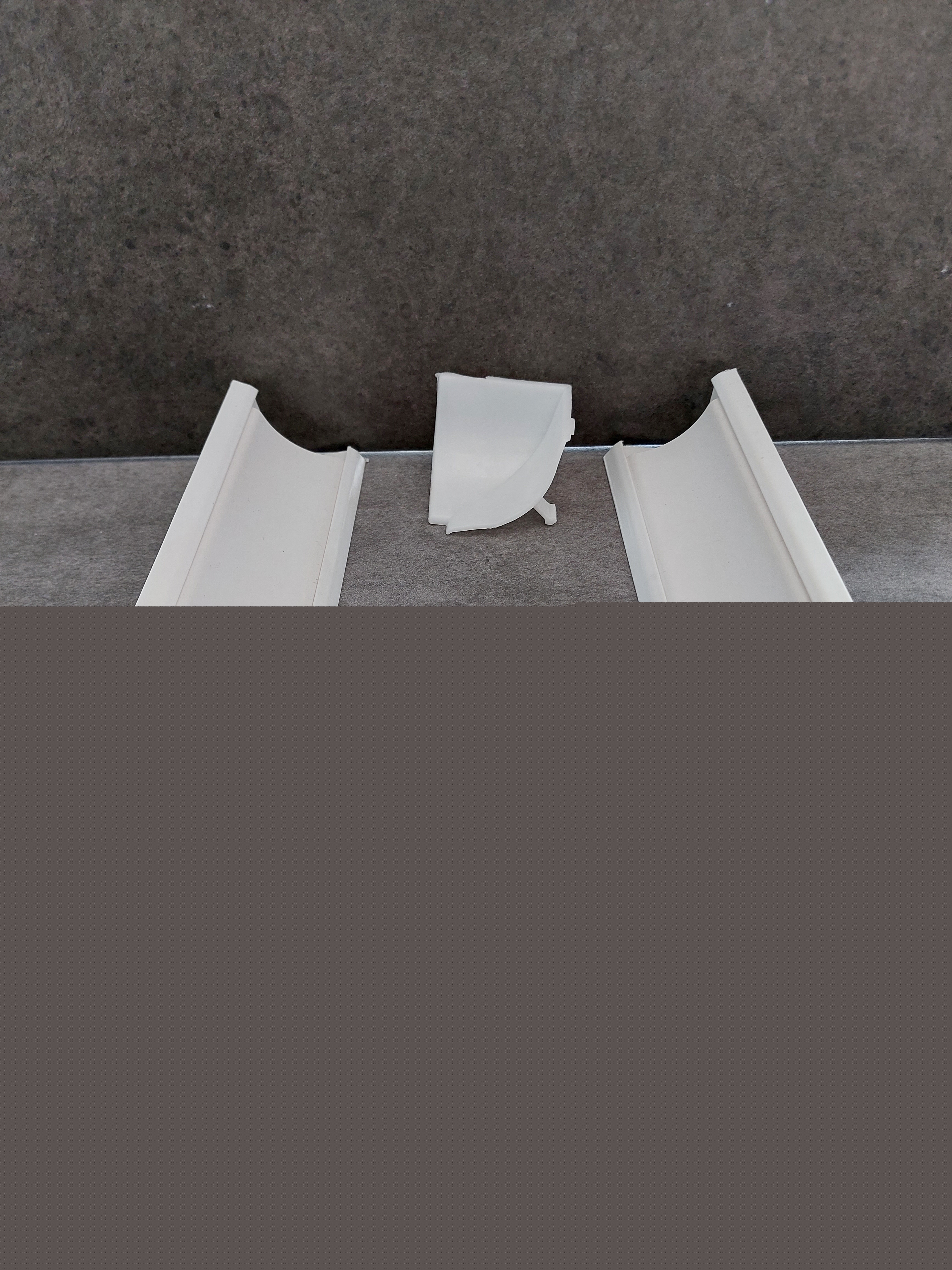Alanyaduş Küvet Kenar Çitasi 50*50*1250Mm (Çift Parçali Gövde)