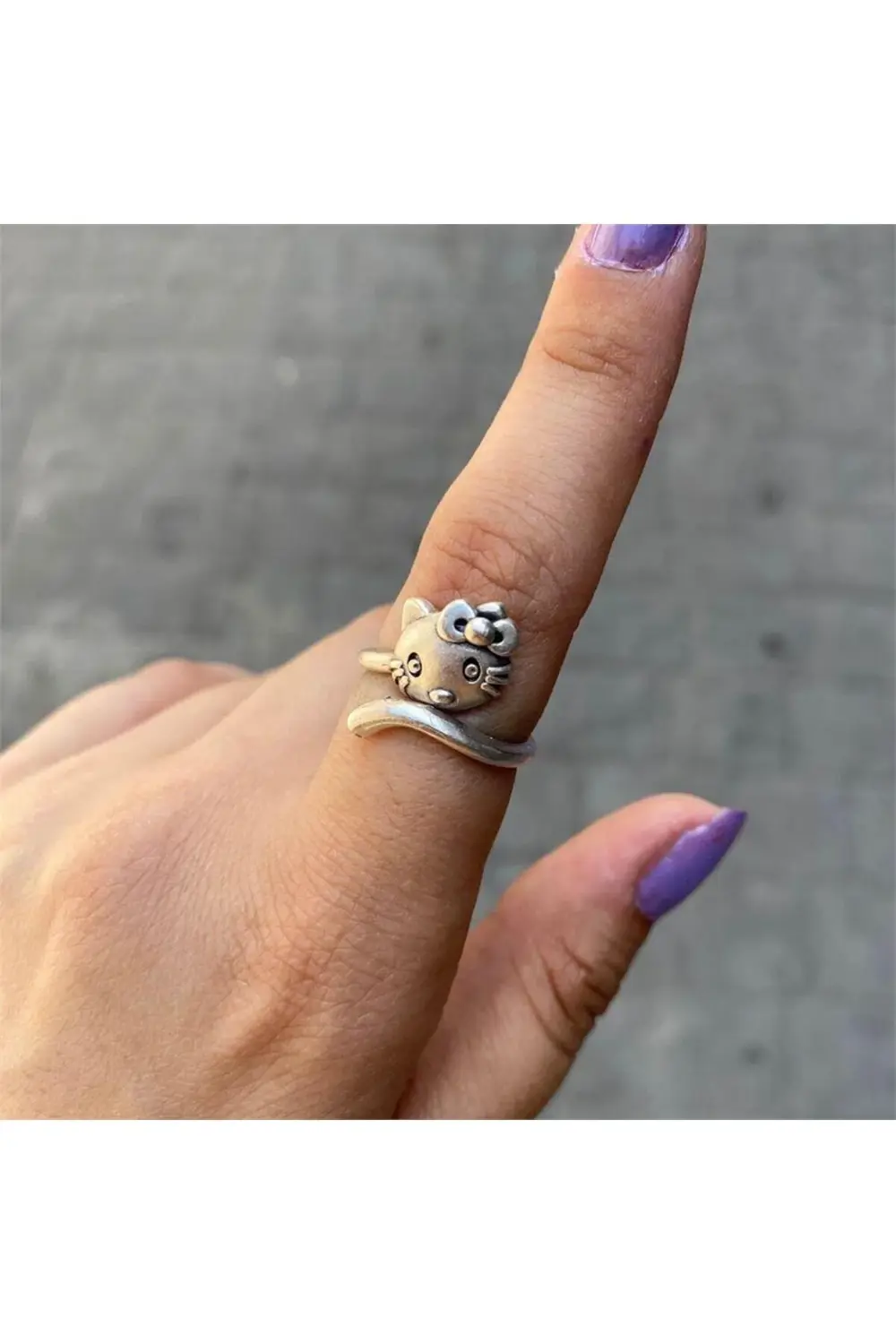 Kuyruklu Hello Kitty Figür Yüzük