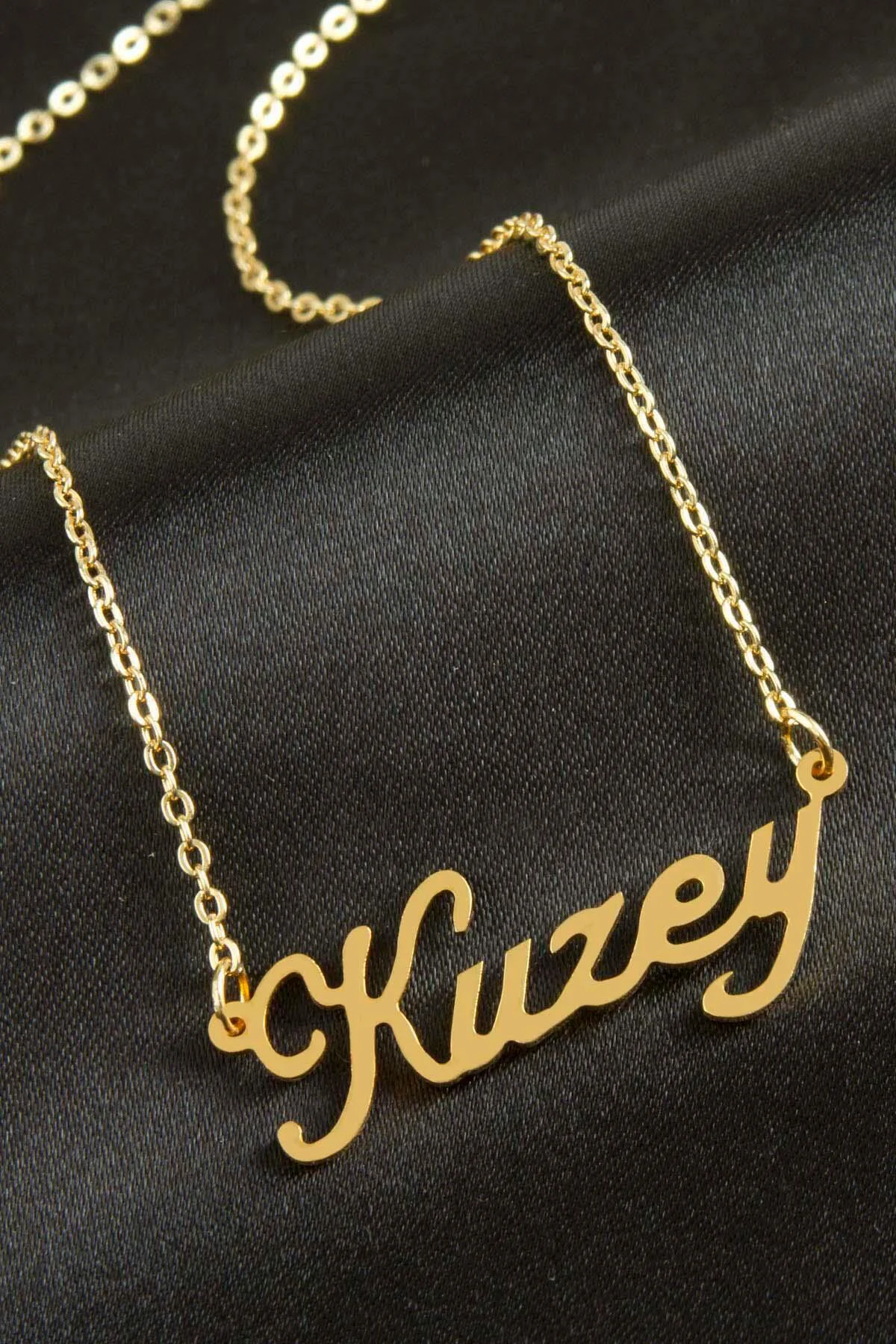 Kuzey İsimli Kolye (Kişiye Özel) Kuzey İsimli Kolye (Kişiye Özel)