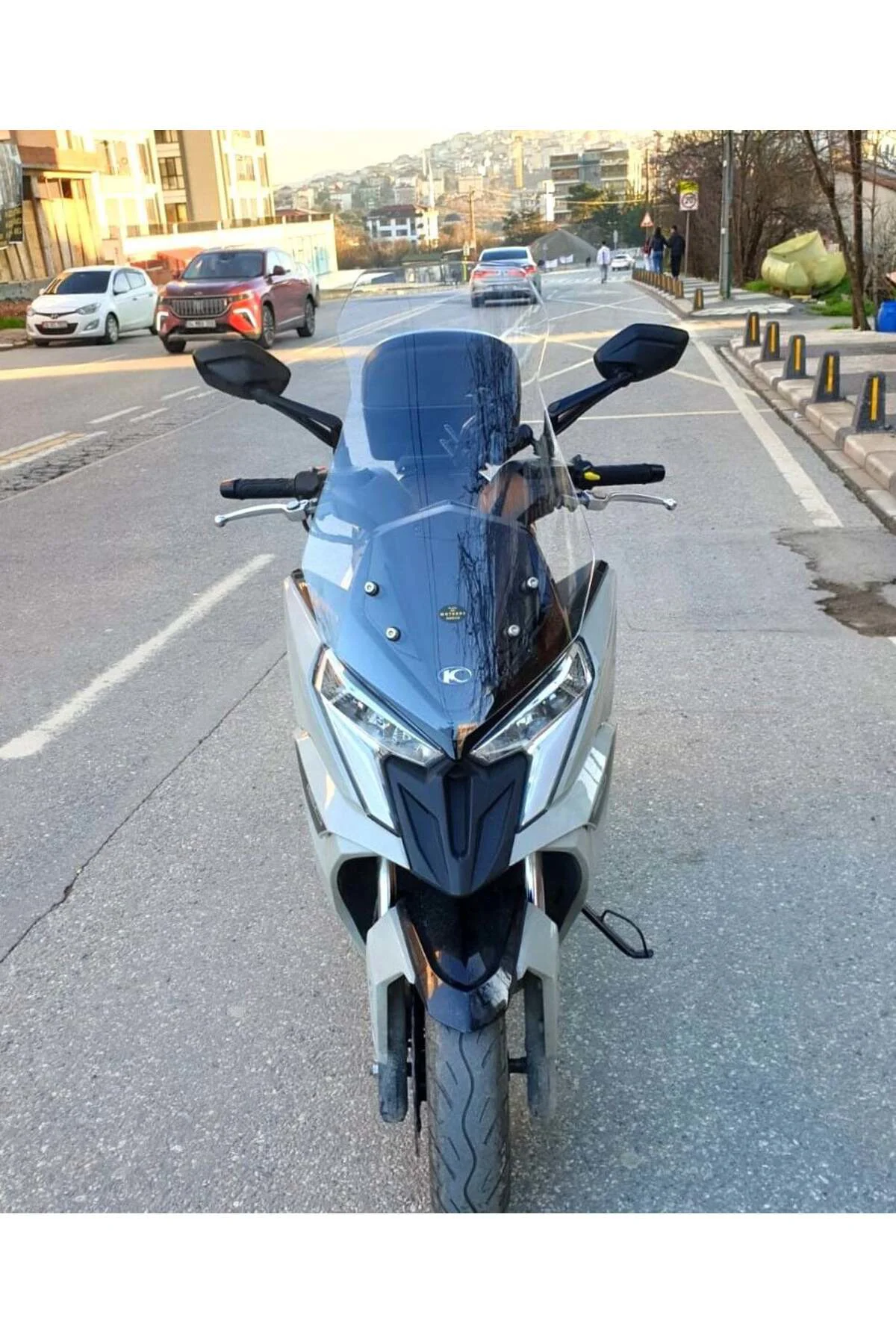 Kymco Dink R 150 Ön Cam 2023-2026 Model 68cm Şeffaf Renkli 4mm