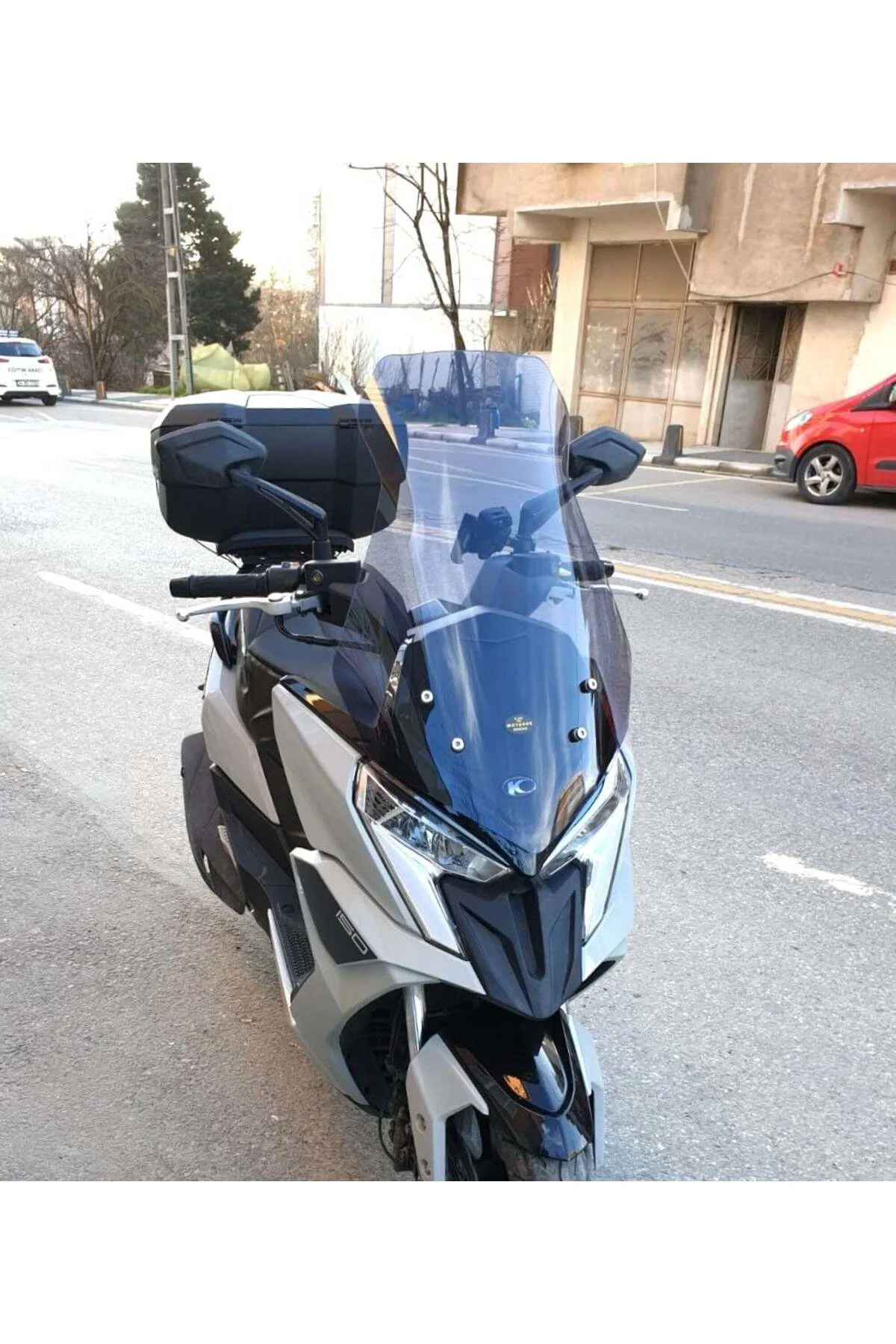 Kymco Dink R 150 Ön Cam 2023-2026 Model 68cm Füme Renkli 4mm