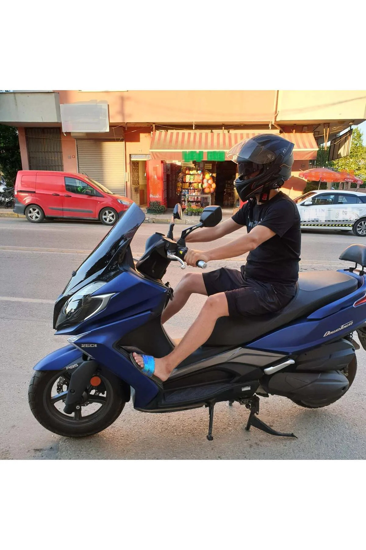 Kymco Downtown 250i Ön Cam 2016-2026-2026 Model 61cm Siyah Renkli