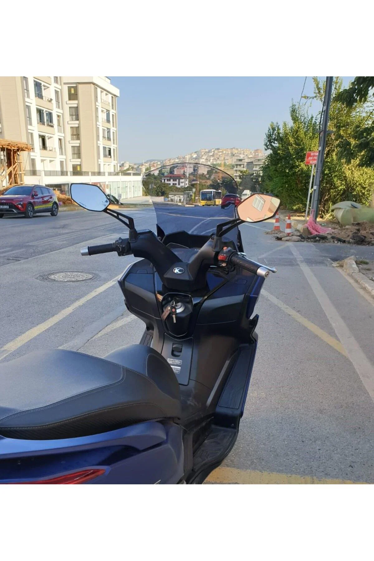 Kymco Downtown 250i Ön Cam 2016-2026-2026 Model 78cm Füme Renkli 4mm UZUN
