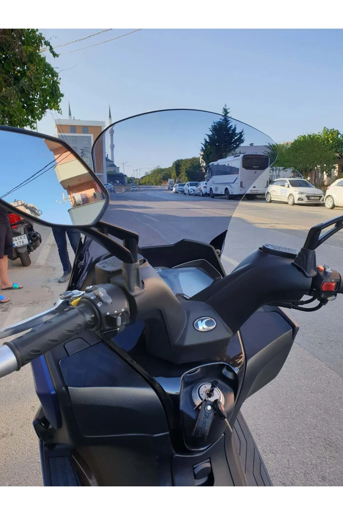 Kymco Downtown 250i Ön Cam 2016-2026-2026 Model 78cm Füme Renkli 4mm UZUN