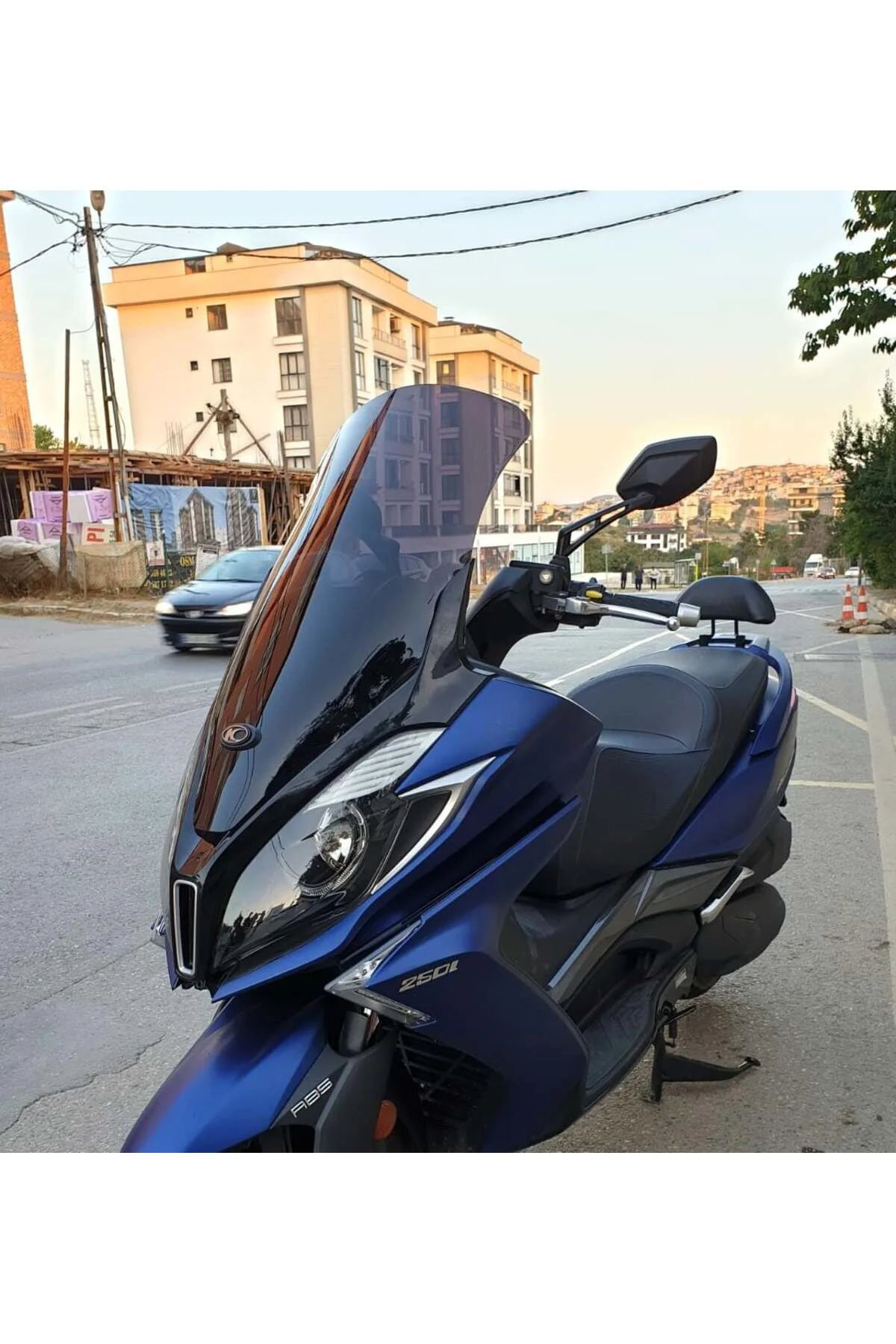 Kymco Downtown 250i Ön Cam 2016-2026-2026 Model 78cm Siyah Renkli