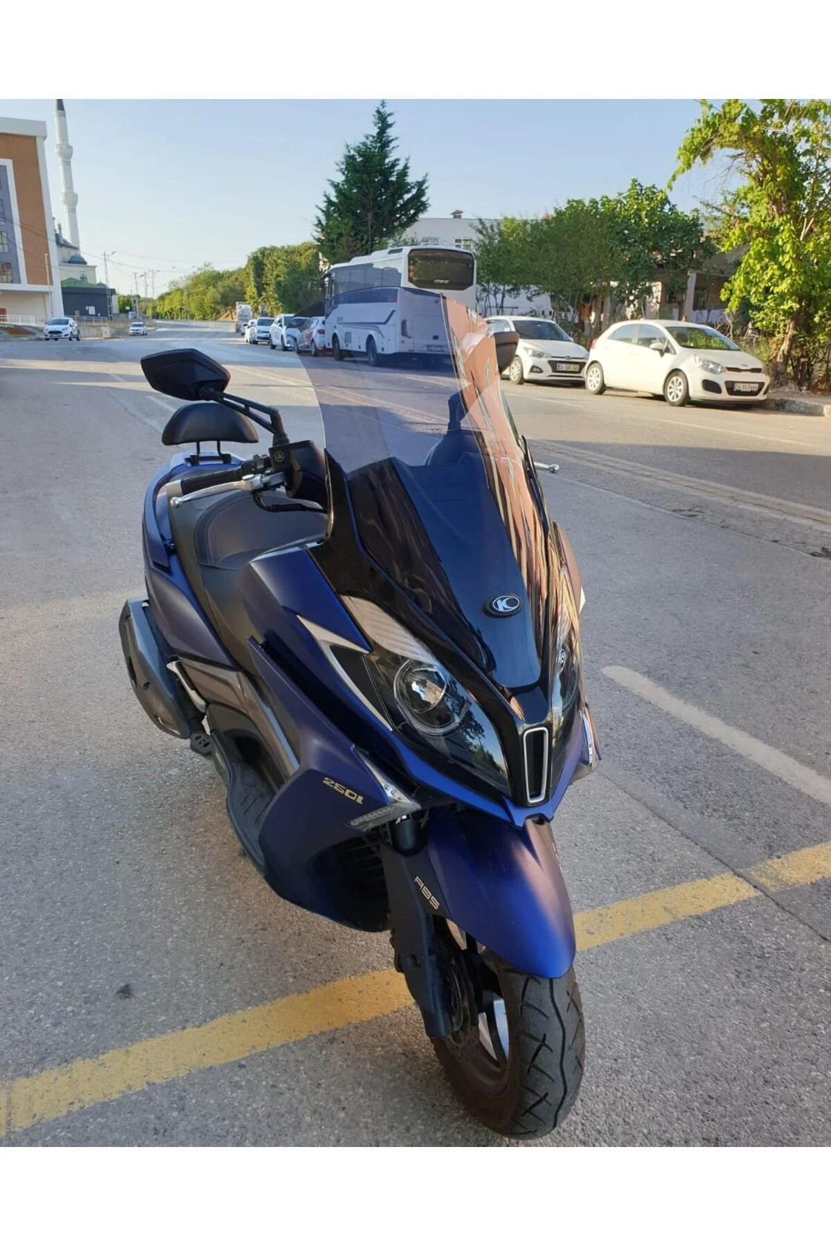 Kymco Downtown 250i Ön Cam 2016-2026-2026 Model 78cm Füme Renkli 4mm UZUN