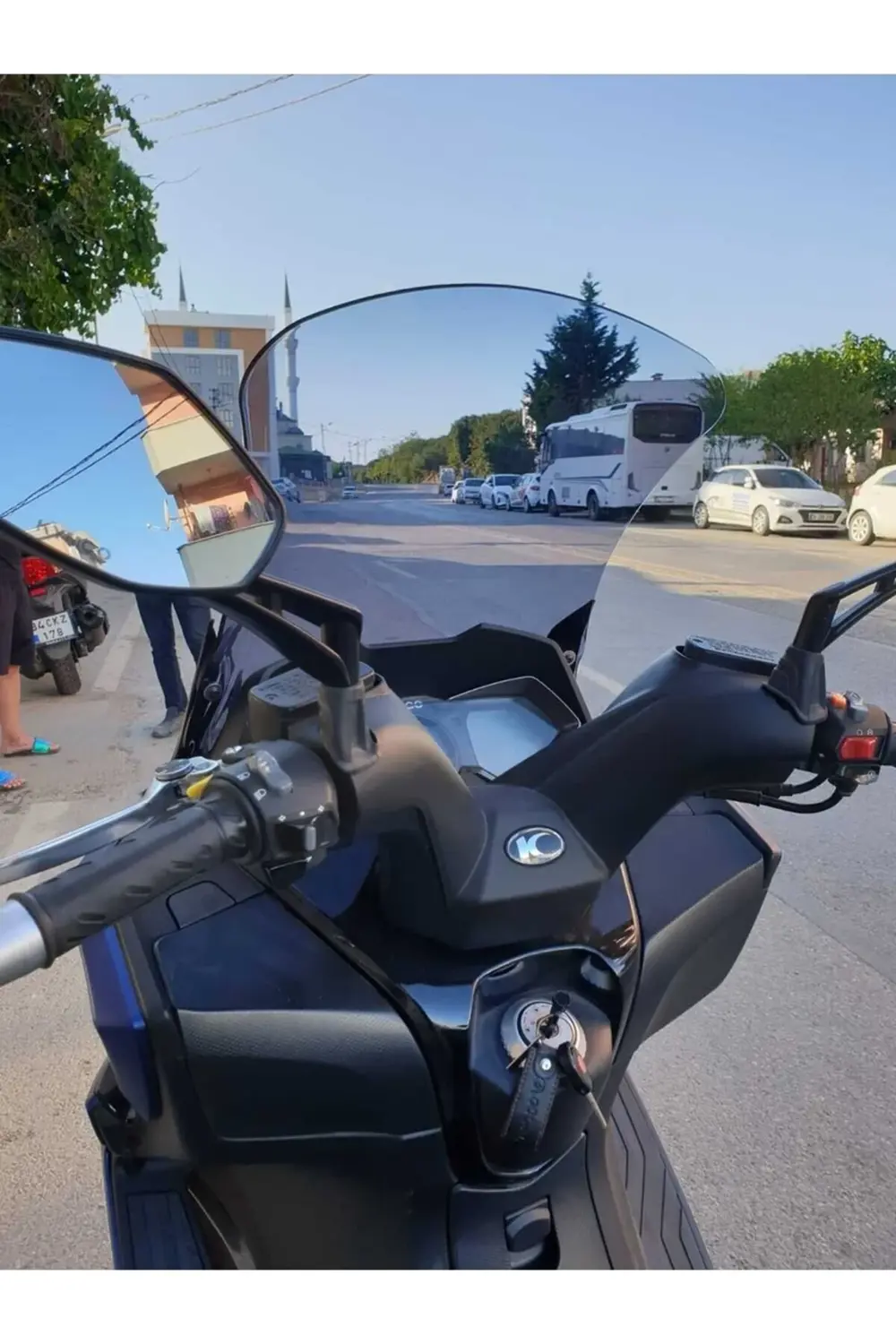 Kymco Downtown 250i Ön Cam 2016-2025 Model 78cm Füme Renkli 4mm U
