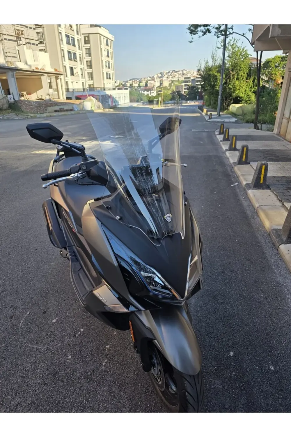 Kymco Downtown GT 350 Ön Cam 2025 Model 62cm Şeffaf Renkli 4mm