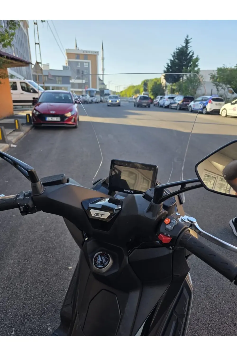 Kymco Downtown GT 350 Ön Cam 2025 Model 62cm Şeffaf Renkli 4mm