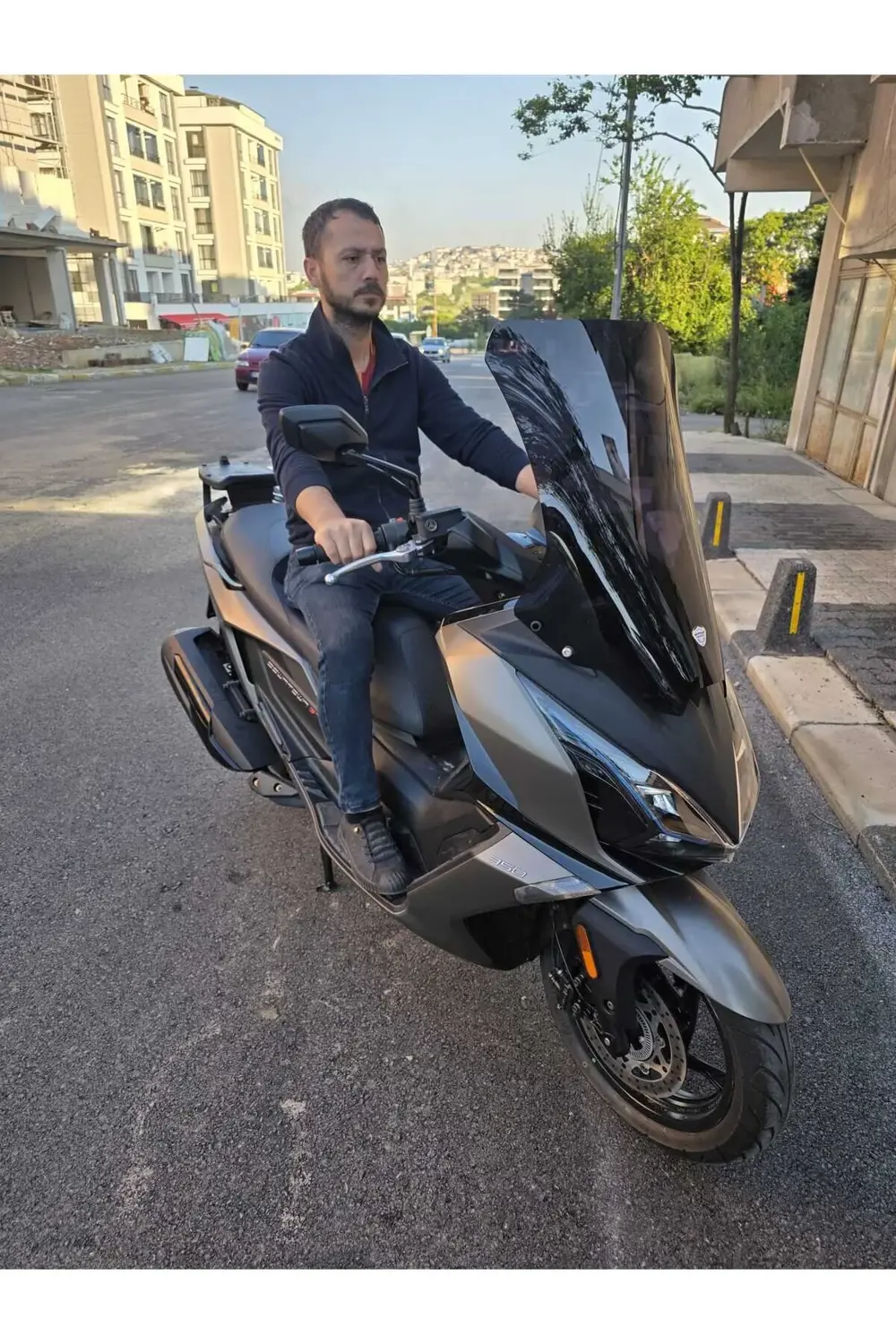 Kymco Downtown GT 350 Siperlik Ön Cam 2025 Model 62cm Siyah Renkl