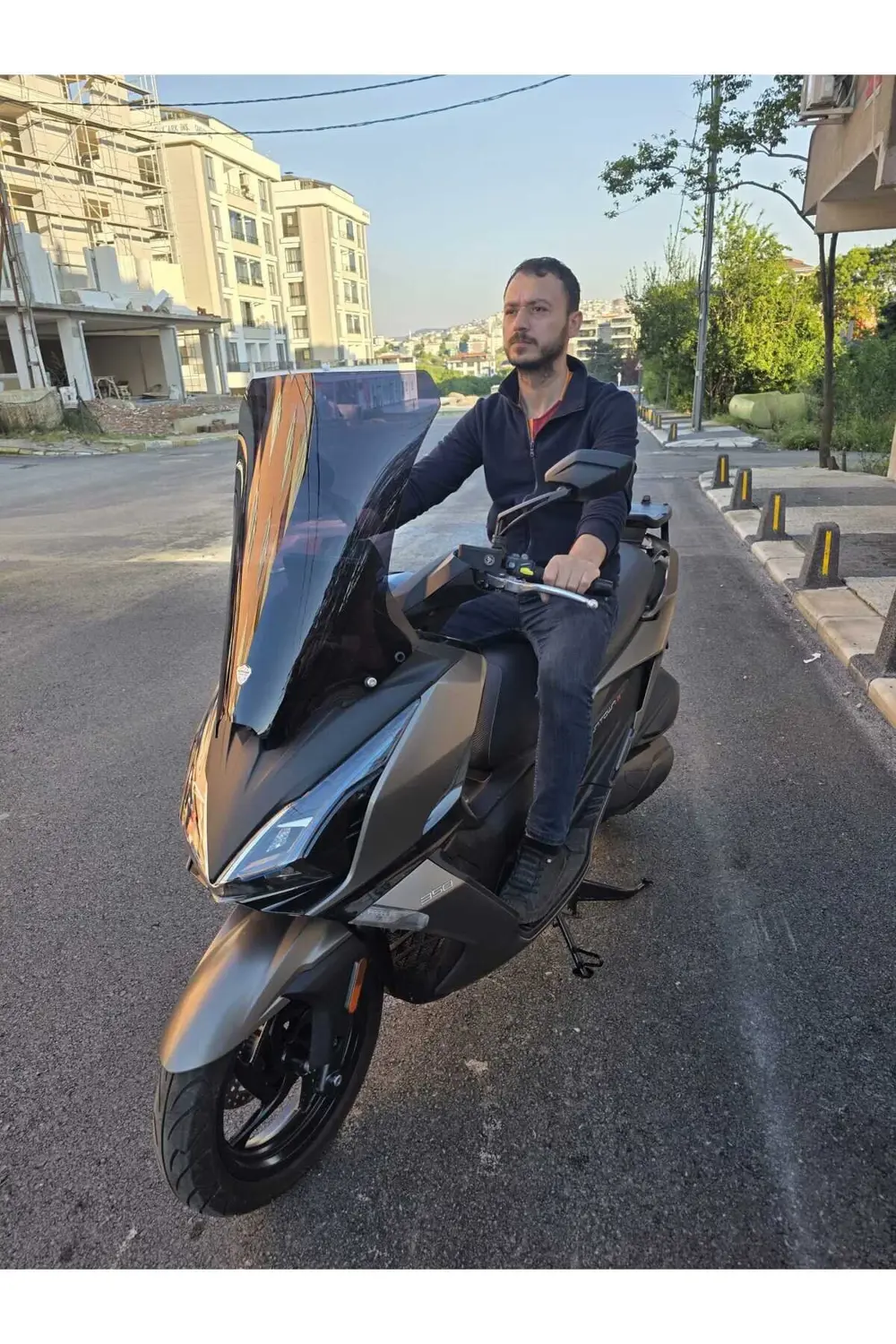 Kymco Downtown GT 350 Siperlik Ön Cam 2025 Model 62cm Siyah Renkl