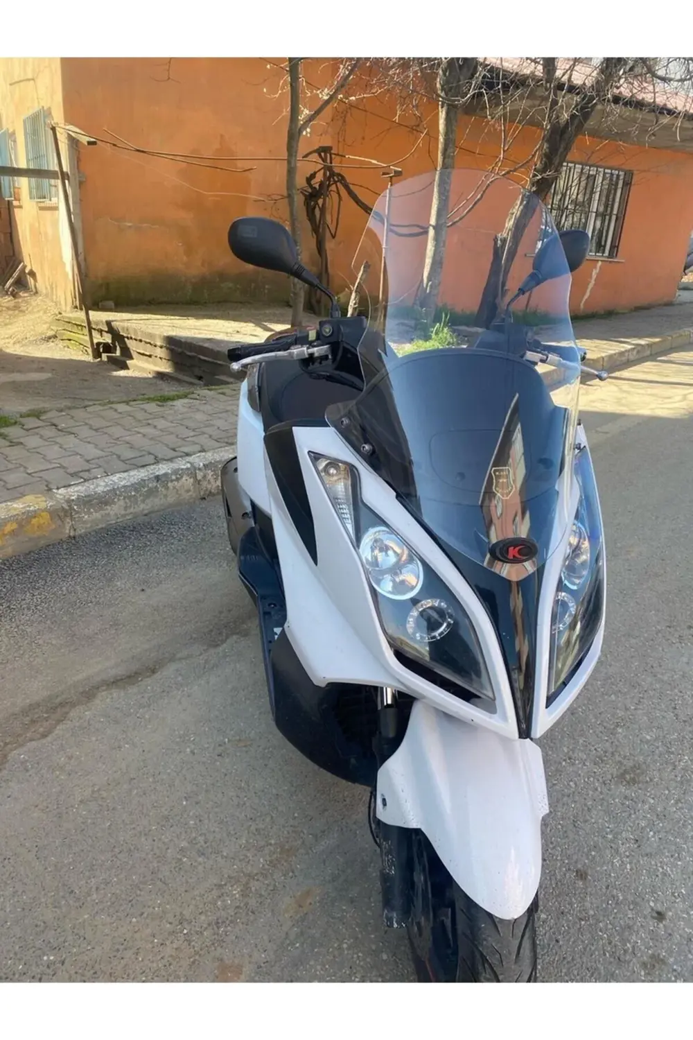 Kymco Downtown Ön Cam 2009-2017 Model 78cm Şeffaf Renkli 4mm UZUN