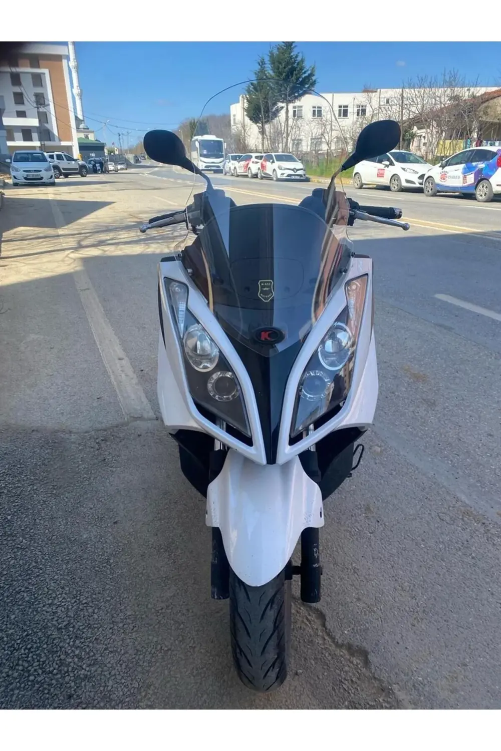 Kymco Downtown Ön Cam 2009-2017 Model 78cm Şeffaf Renkli 4mm UZUN