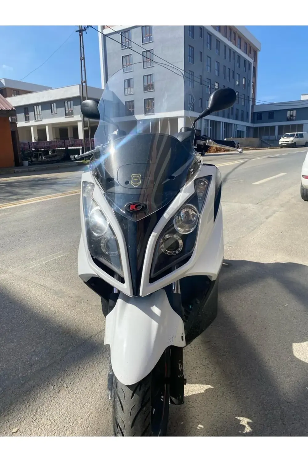Kymco Downtown Ön Cam 2009-2017 Model 78cm Şeffaf Renkli 4mm UZUN