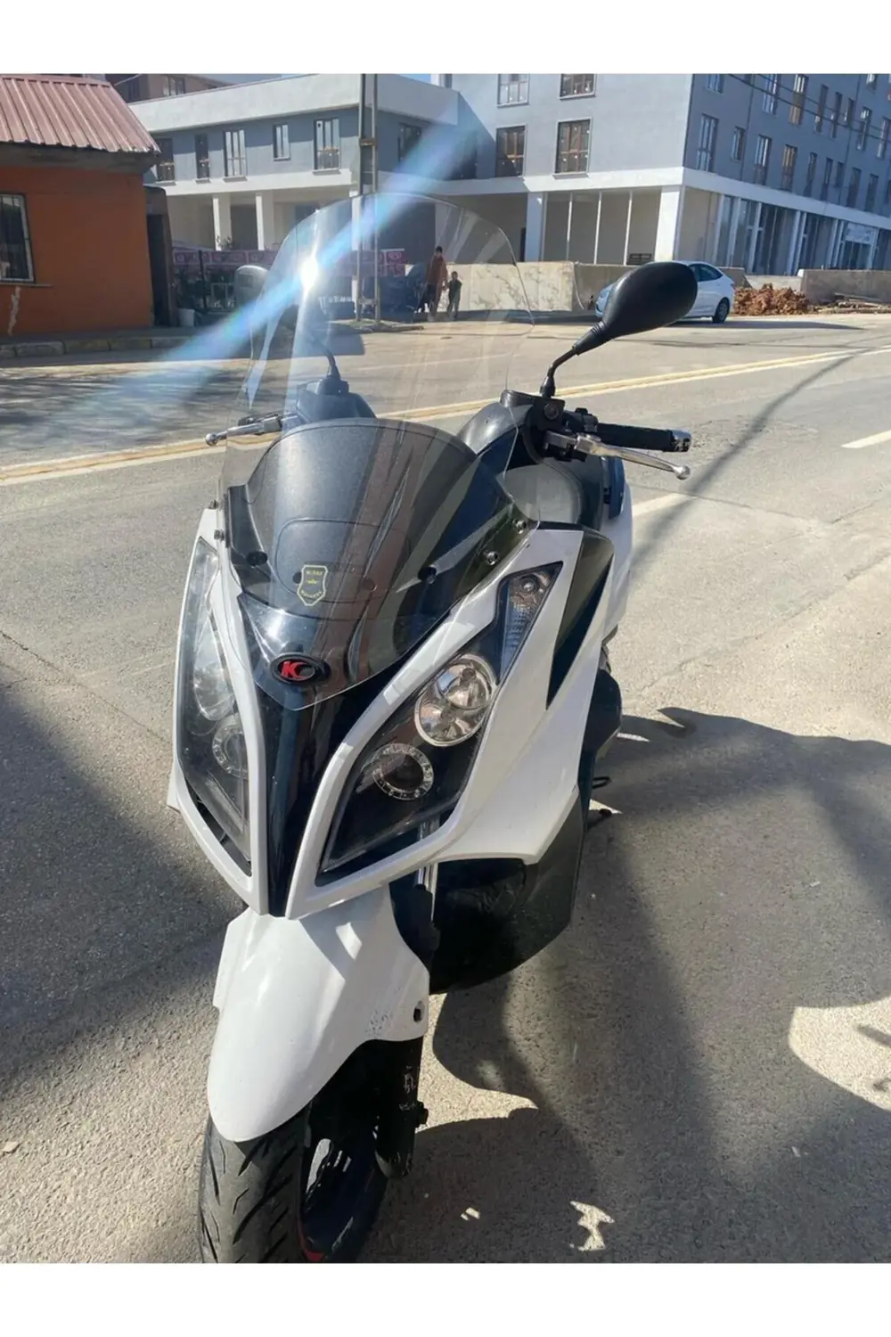 Kymco Downtown Ön Cam 2009-2017 Model 78cm Şeffaf Renkli 4mm UZUN