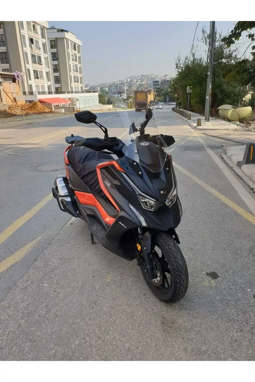 Kymco DTX 250 Ön Cam 2021-2023 Model 67cm Şeffaf Renkli 4mm UZUN