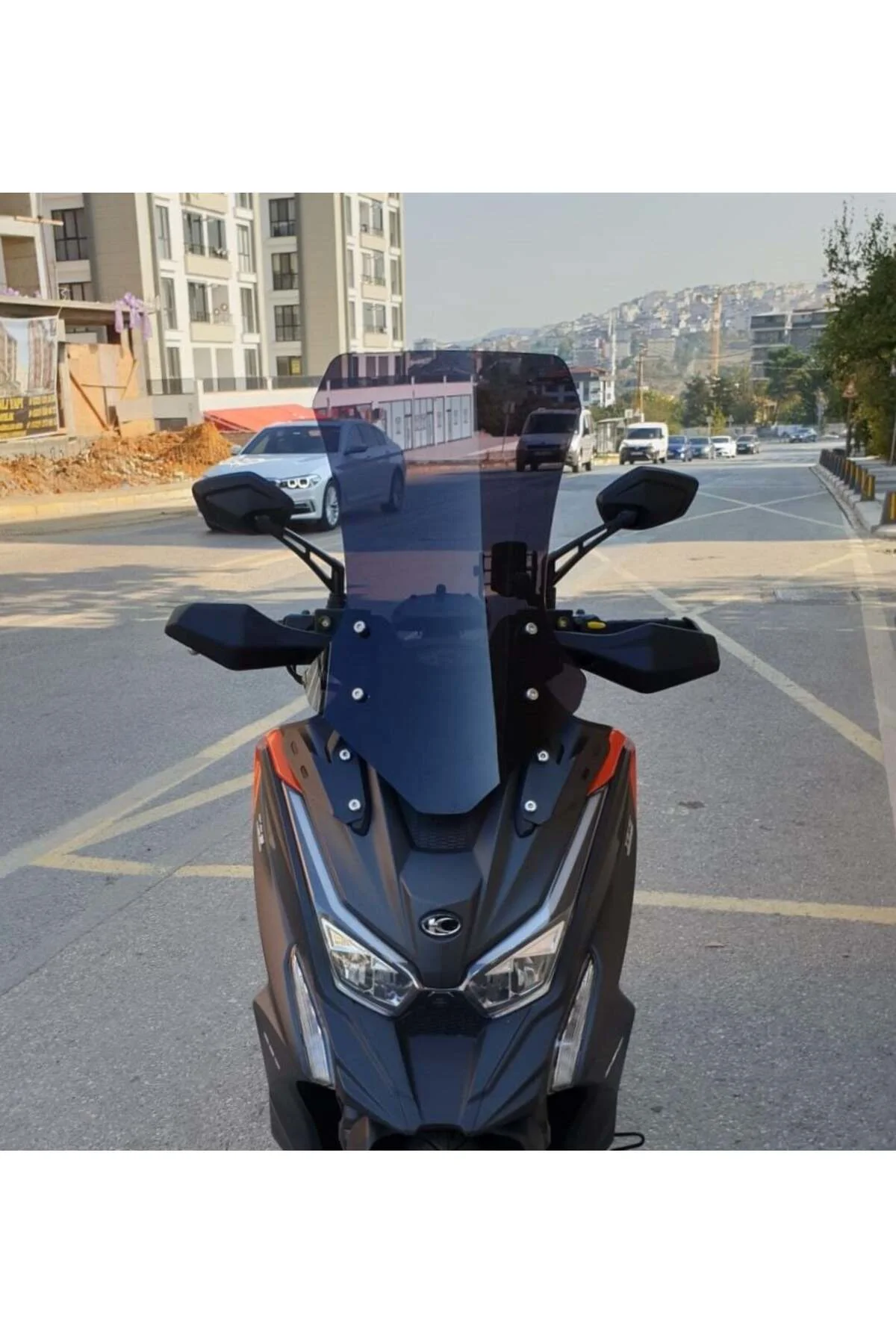Kymco DTX 250 Ön Cam 2021-2026 Model 67cm Siyah Renkli 4mm ORTA B