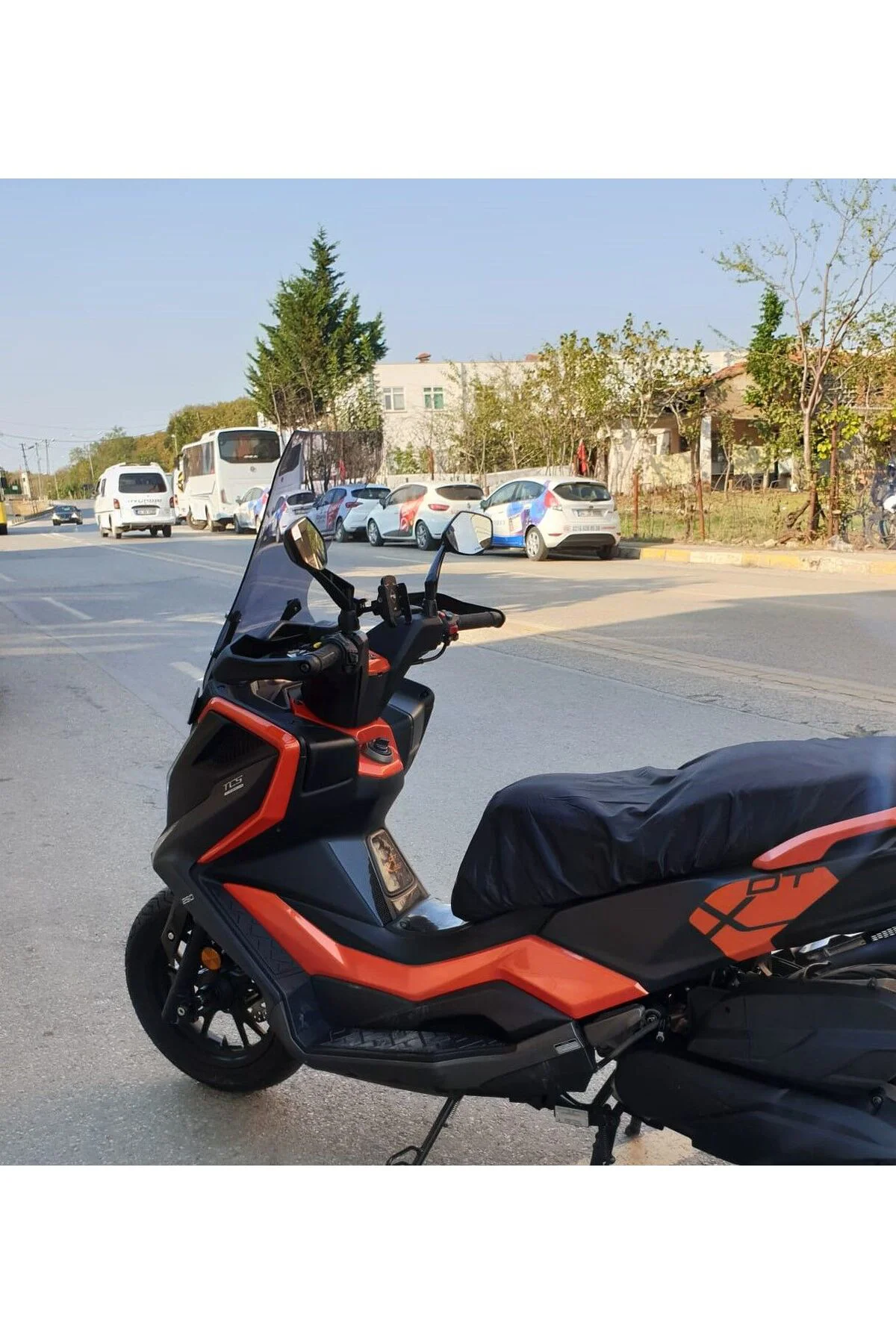 Kymco DTX 360 Ön Cam 2021-2026 Model 67cm Füme Renkli 4mm UZUN