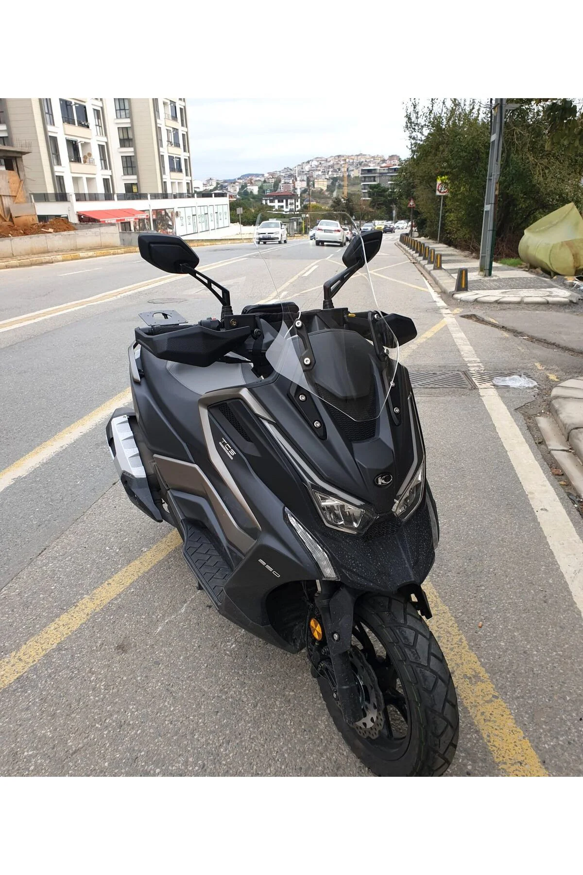 Kymco DTX 360 Ön Cam 2021-2026 Model 55cm Şeffaf Renkli 4mm