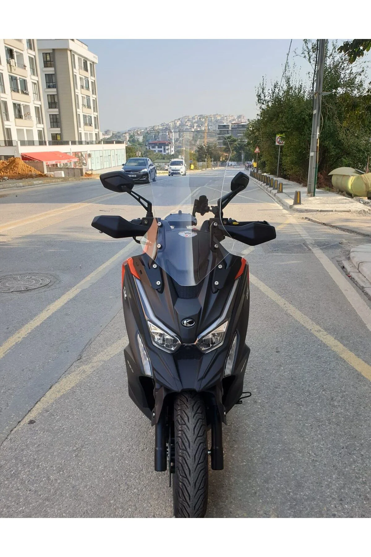 Kymco DTX 360 Ön Cam 2021-2026 Model 67cm Şeffaf Renkli 4mm UZUN