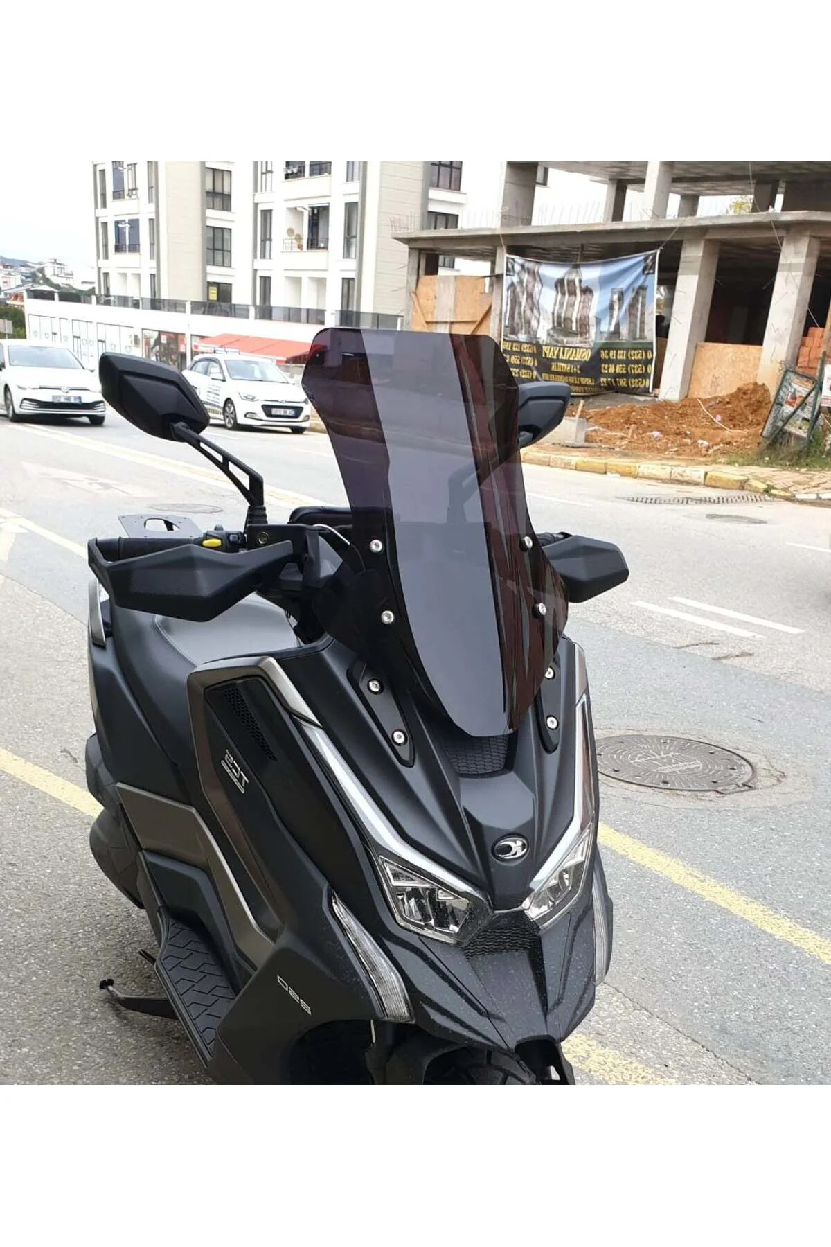 Kymco DTX 360 Ön Cam 2021-2026 Model 55cm Siyah Renkli 4mm