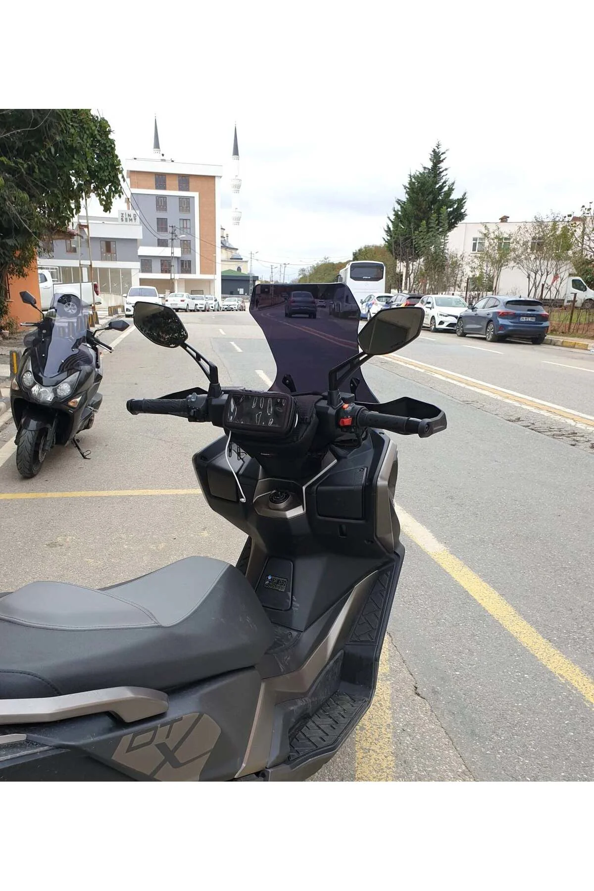 Kymco DTX 360 Ön Cam 2021-2026 Model 55cm Siyah Renkli 4mm