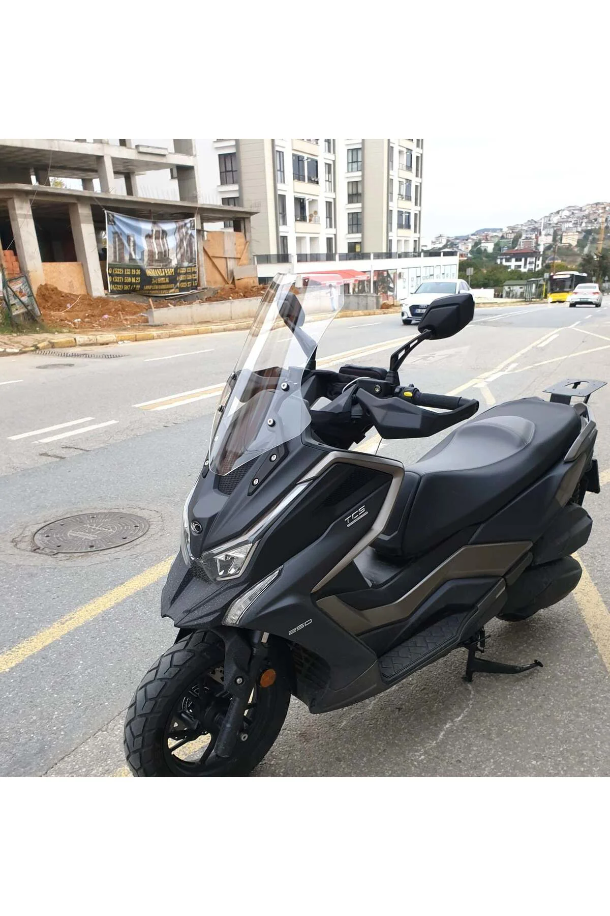 Kymco DTX 360 Ön Cam 2021-2026 Model 55cm Şeffaf Renkli 4mm