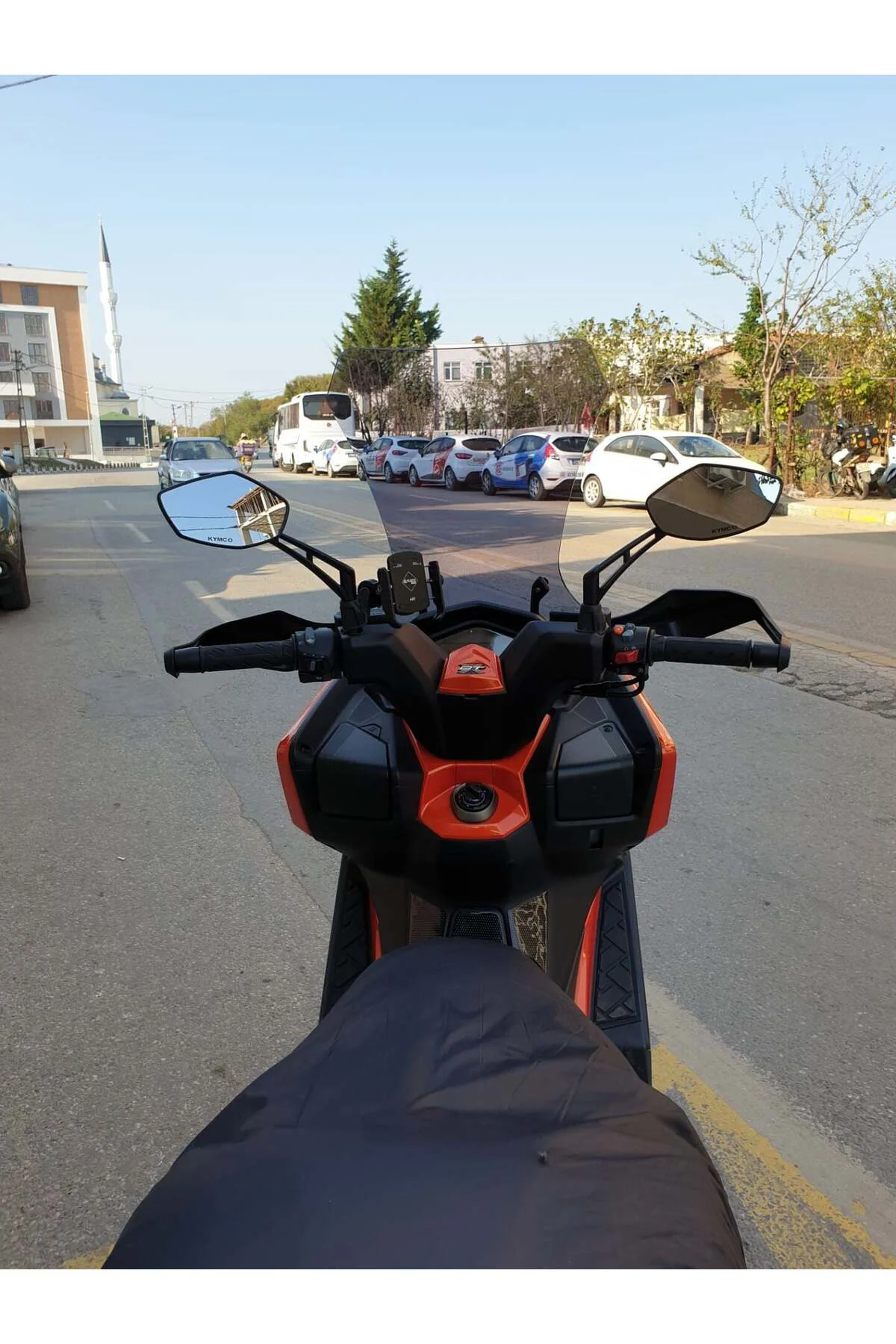 Kymco DTX 360 Ön Cam 2021-2026 Model 67cm Füme Renkli 4mm UZUN