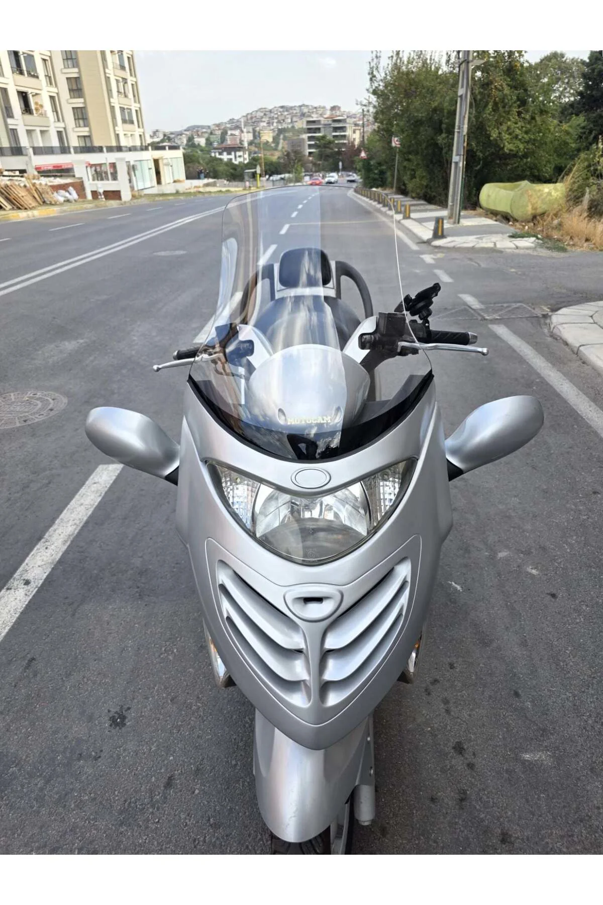 Kymco Grand Dink Ön Cam 2002-2013 Model 47cm Şeffaf Renkli 4mm