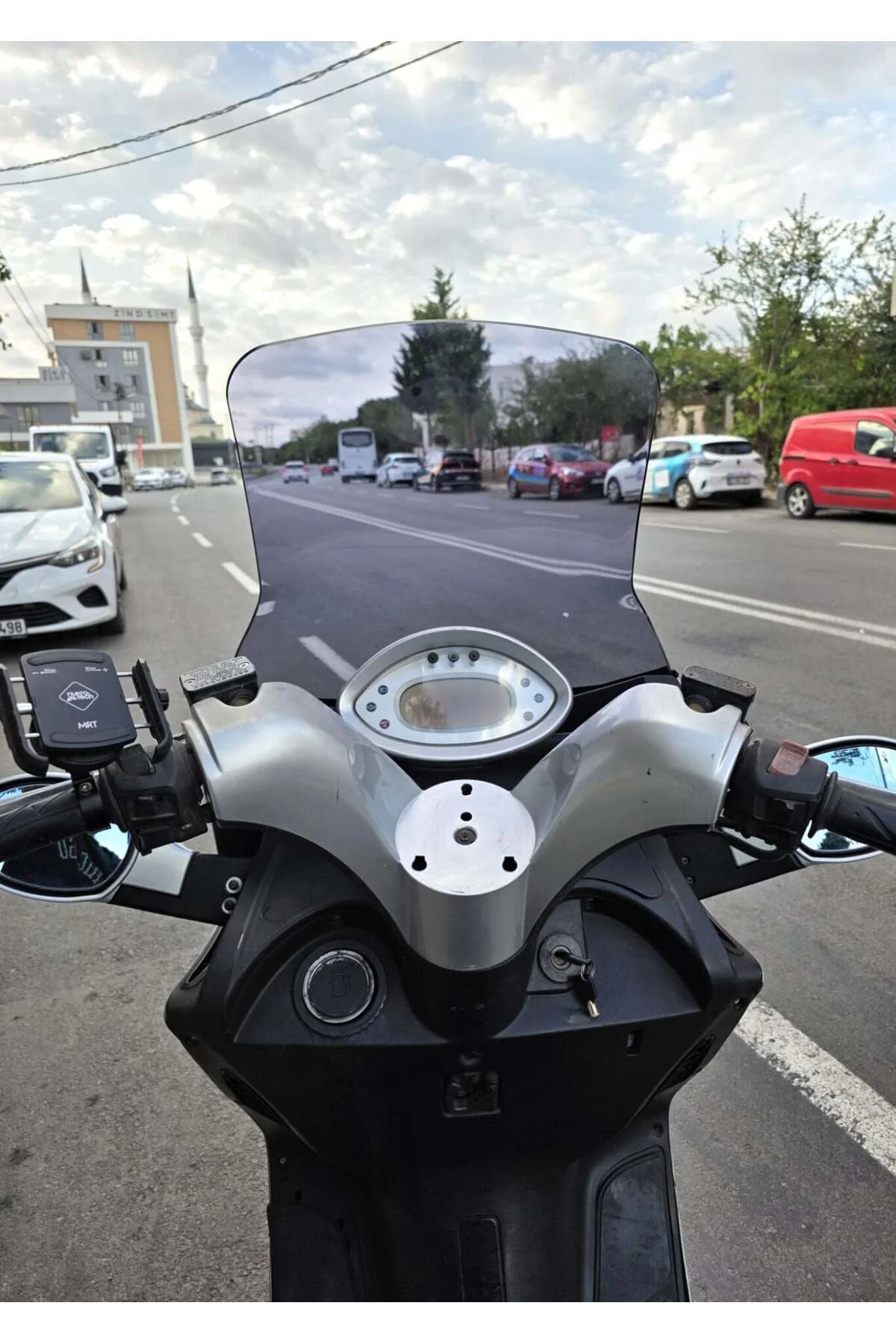 Kymco Grand Dink Ön Cam 2002-2013 Model 47cm Füme Renkli 4mm