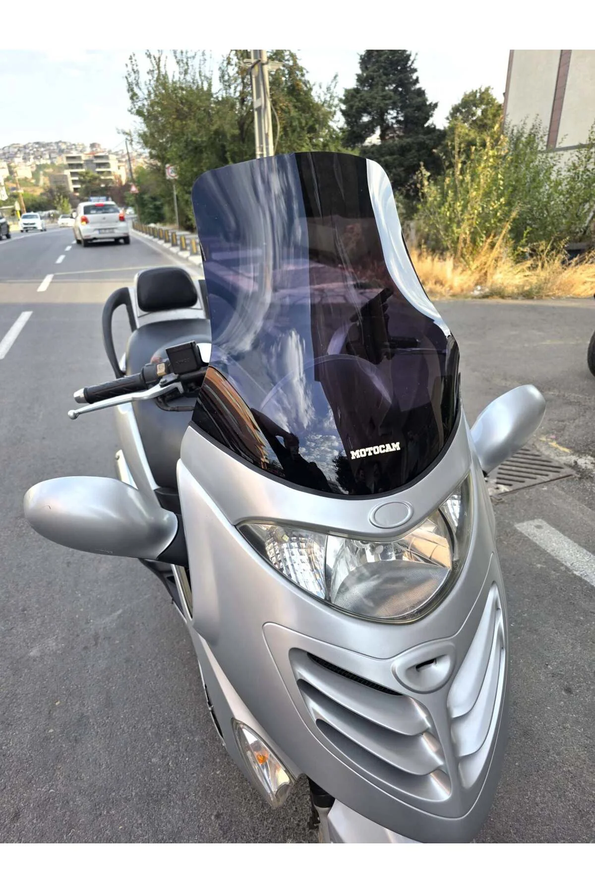 Kymco Grand Dink Ön Cam 2002-2013 Model 47cm Siyah Renkli 4mm