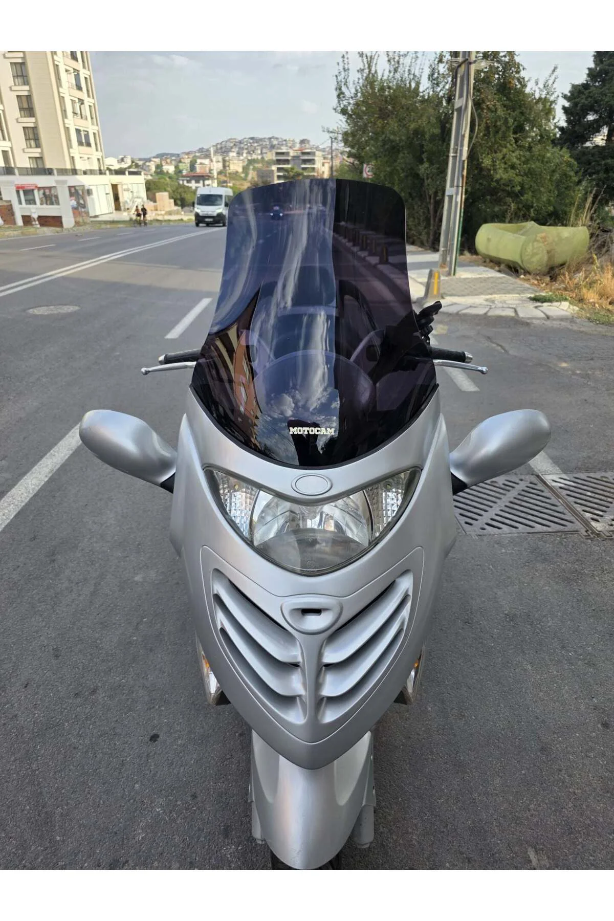 Kymco Grand Dink Ön Cam 2002-2013 Model 47cm Siyah Renkli 4mm