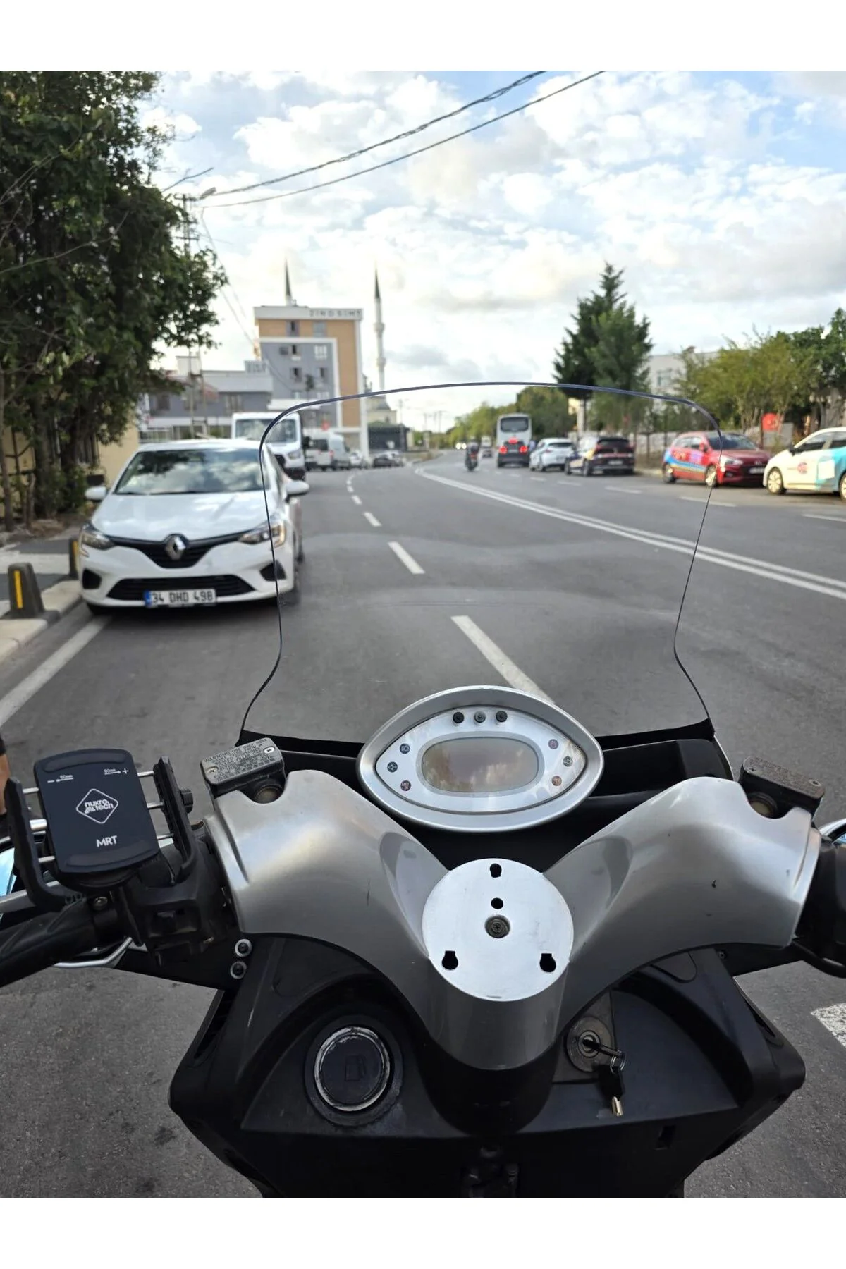 Kymco Grand Dink Ön Cam 2002-2013 Model 47cm Şeffaf Renkli 4mm