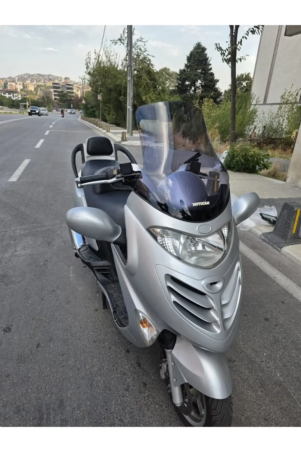 Kymco Grand Dink Ön Cam 2002-2013 Model 47cm Füme Renkli 4mm