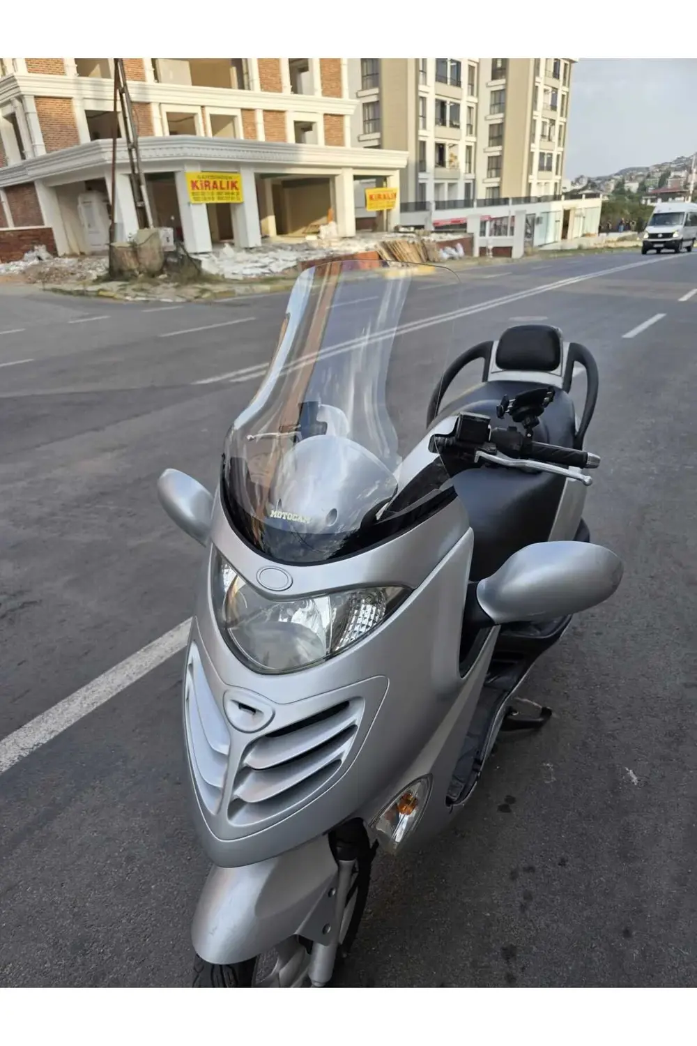 Kymco Grand Dink Siperlik Ön Cam 2002-2008 Model 46cm Şeffaf Renk